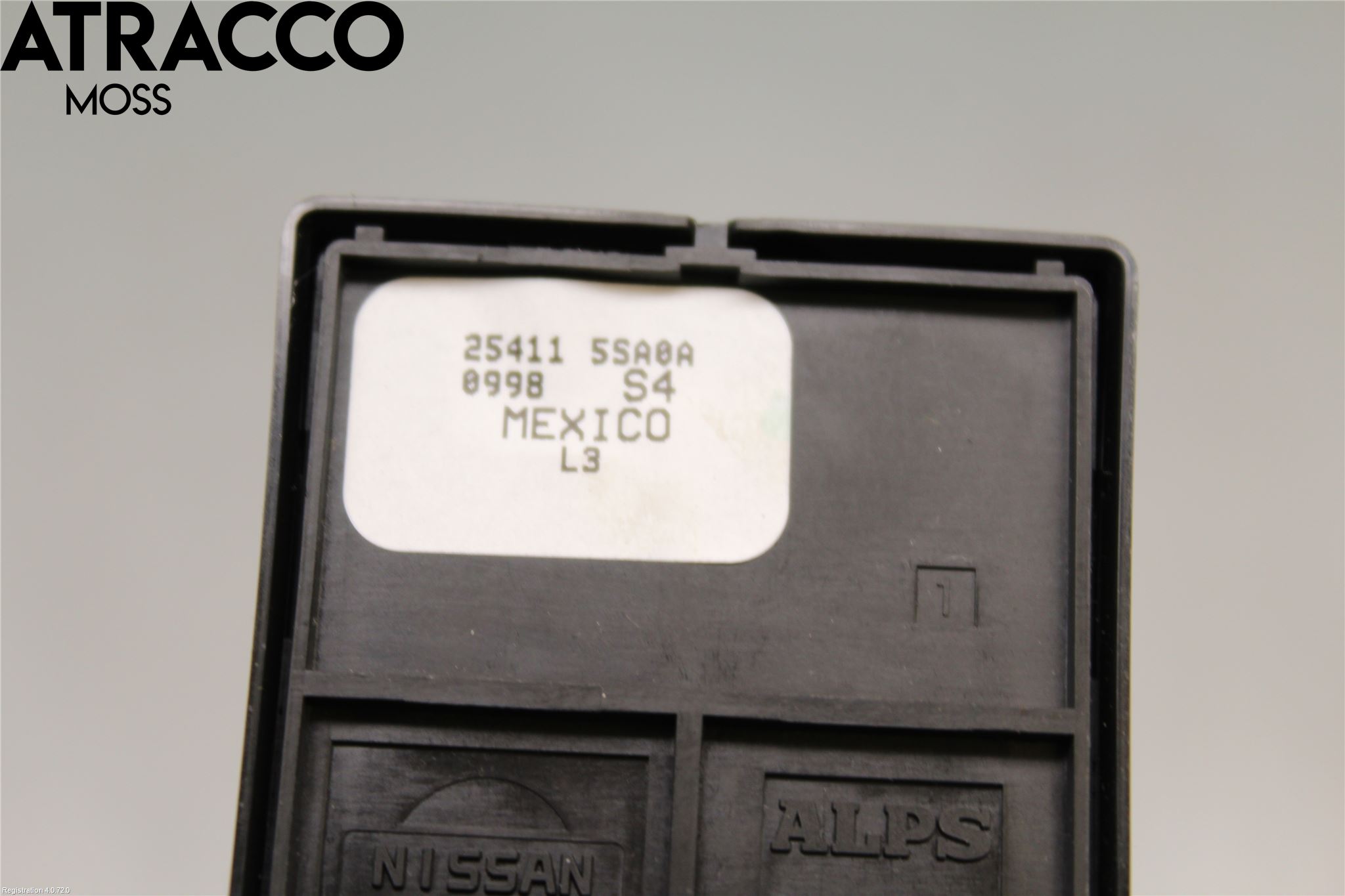 Nissan LEAF 18- Bryter Vindusheis