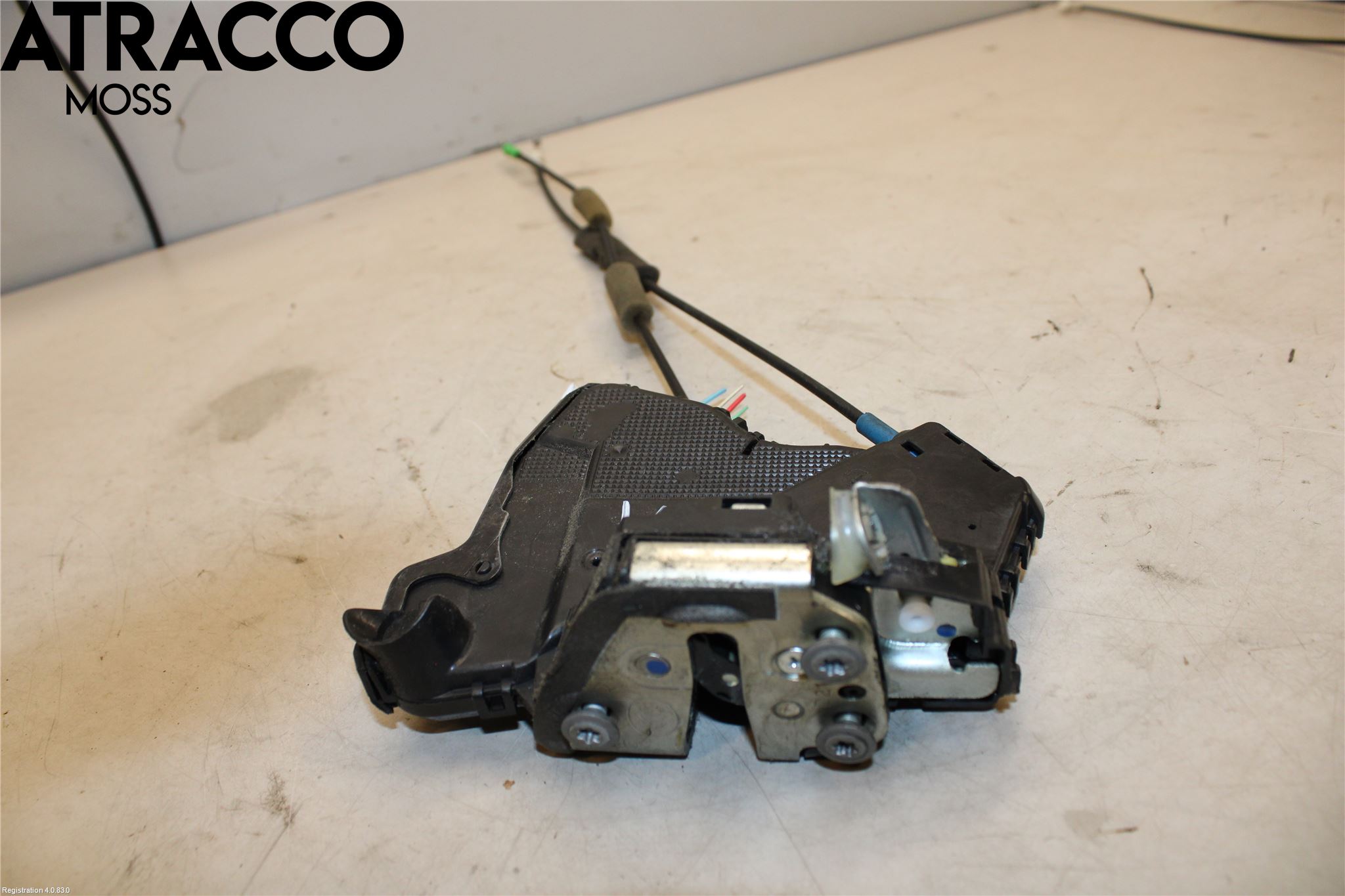 Toyota AVENSIS 09-15 Dørlås - Låsekasse