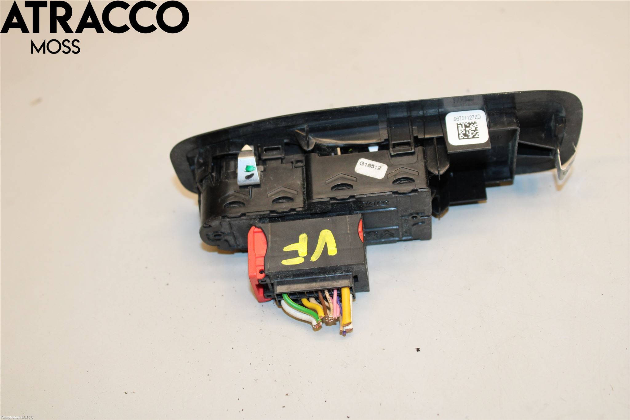 Peugeot 208 12-15 Bryter Vindusheis