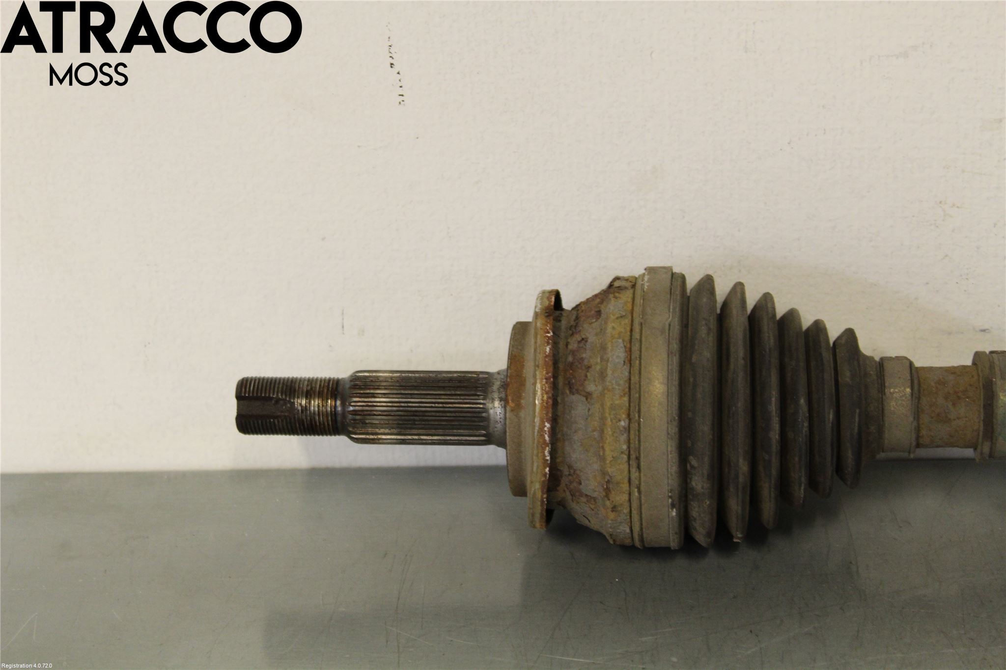 Toyota RAV4 13-18 Drivaksel Foran Kompl Venstre