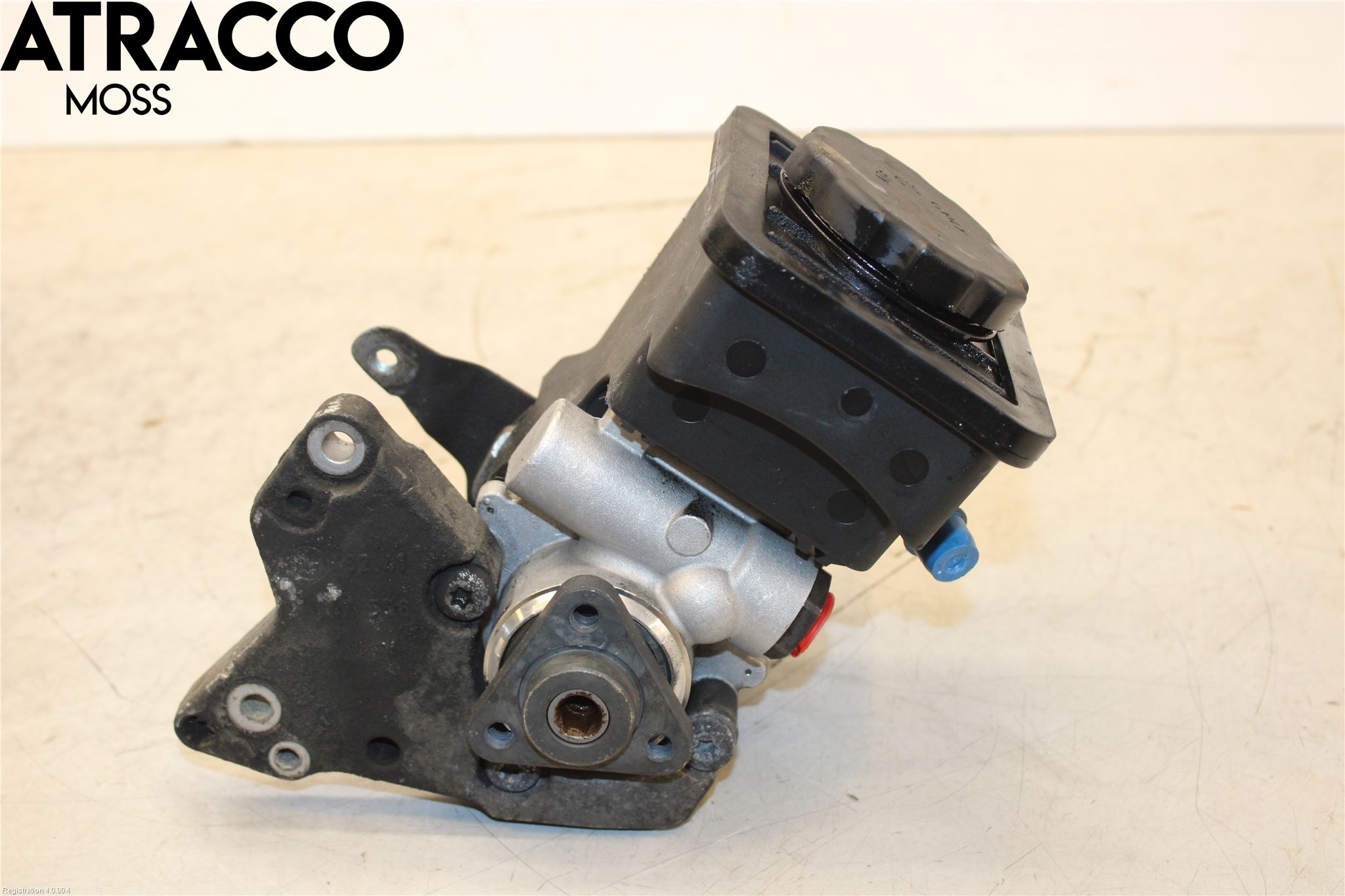 BMW 5 E60/61 Sed/Tou 02-10 Servo Pumpe