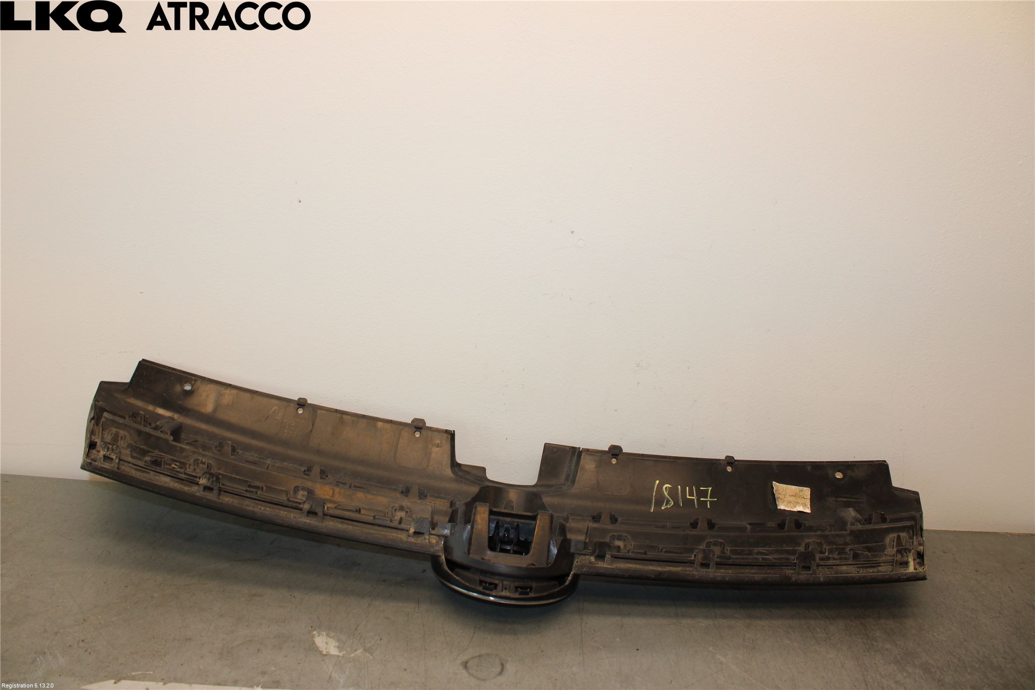 Volkswagen VW GOLF / E-GOLF VII 13-20 Grill Komplett