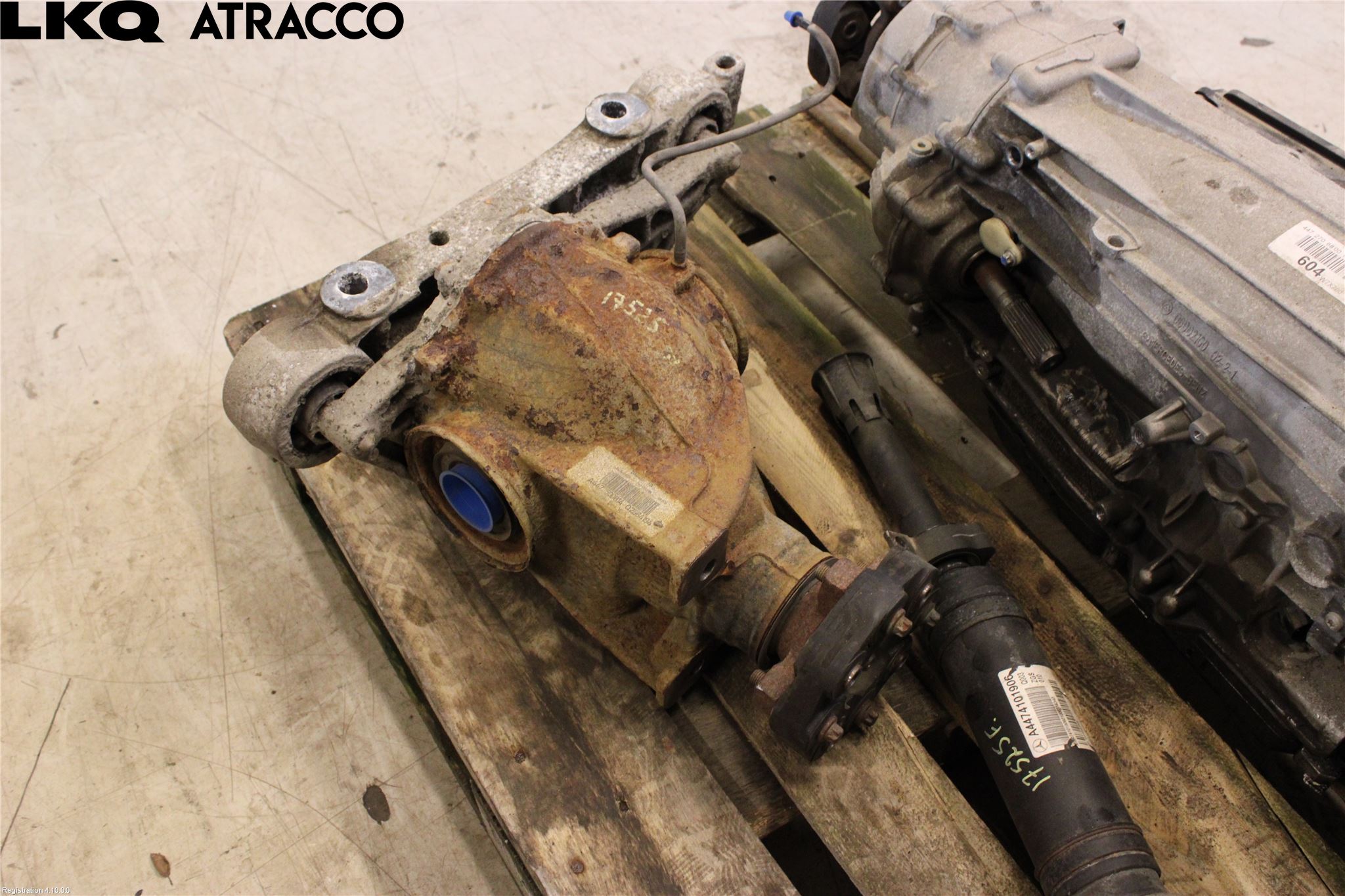 Mercedes-Benz MB VITO/V-KLASS (W640,W447,W448) 14- Bakaksel Kardang Bak -Diff
