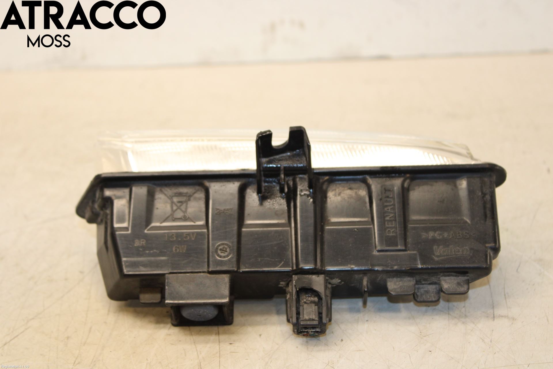 Renault CLIO IV 12-16 Parklykt Foran Høyre