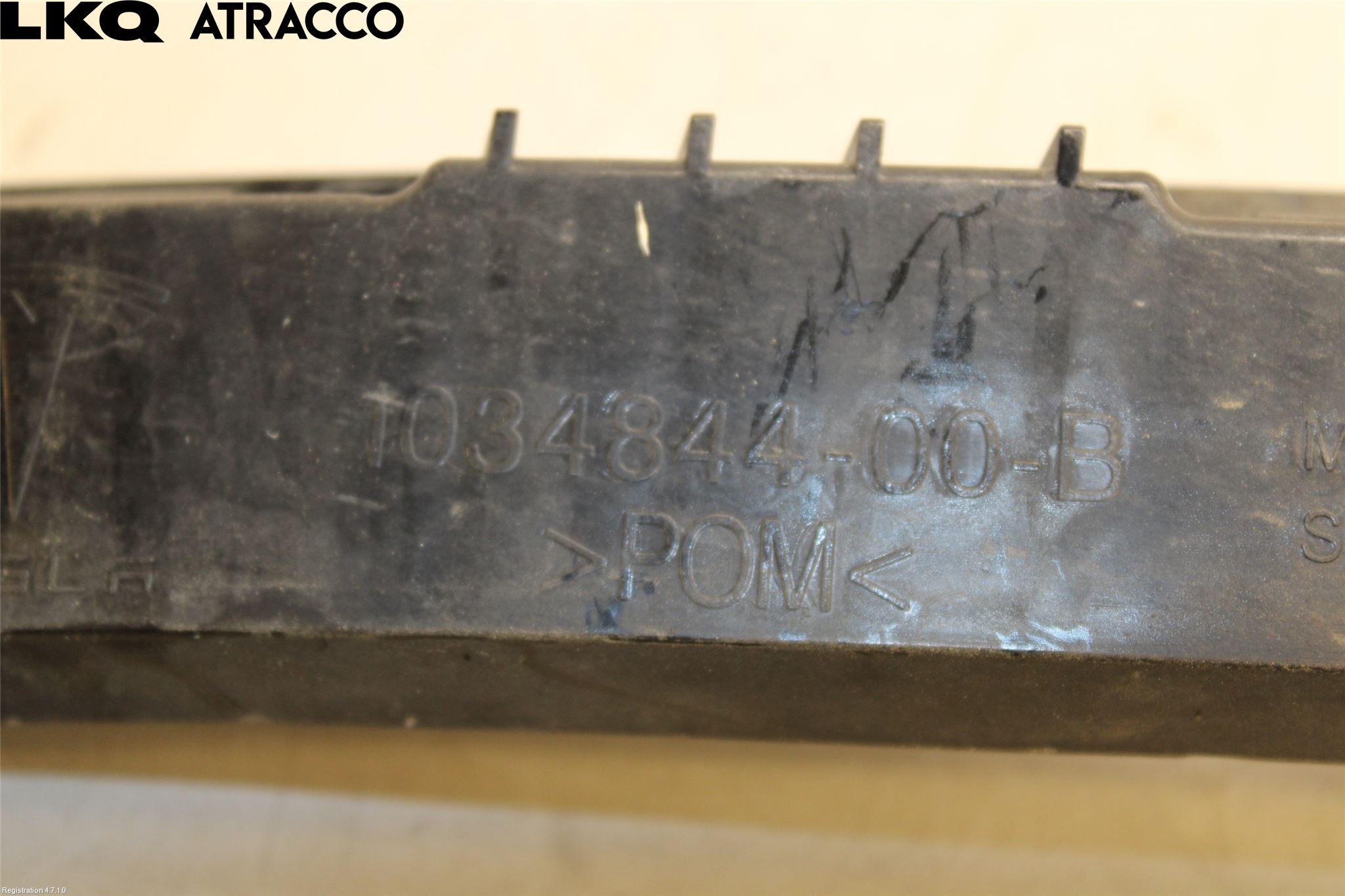 Tesla MODEL X 16- Støtfanger Bak Midt Del