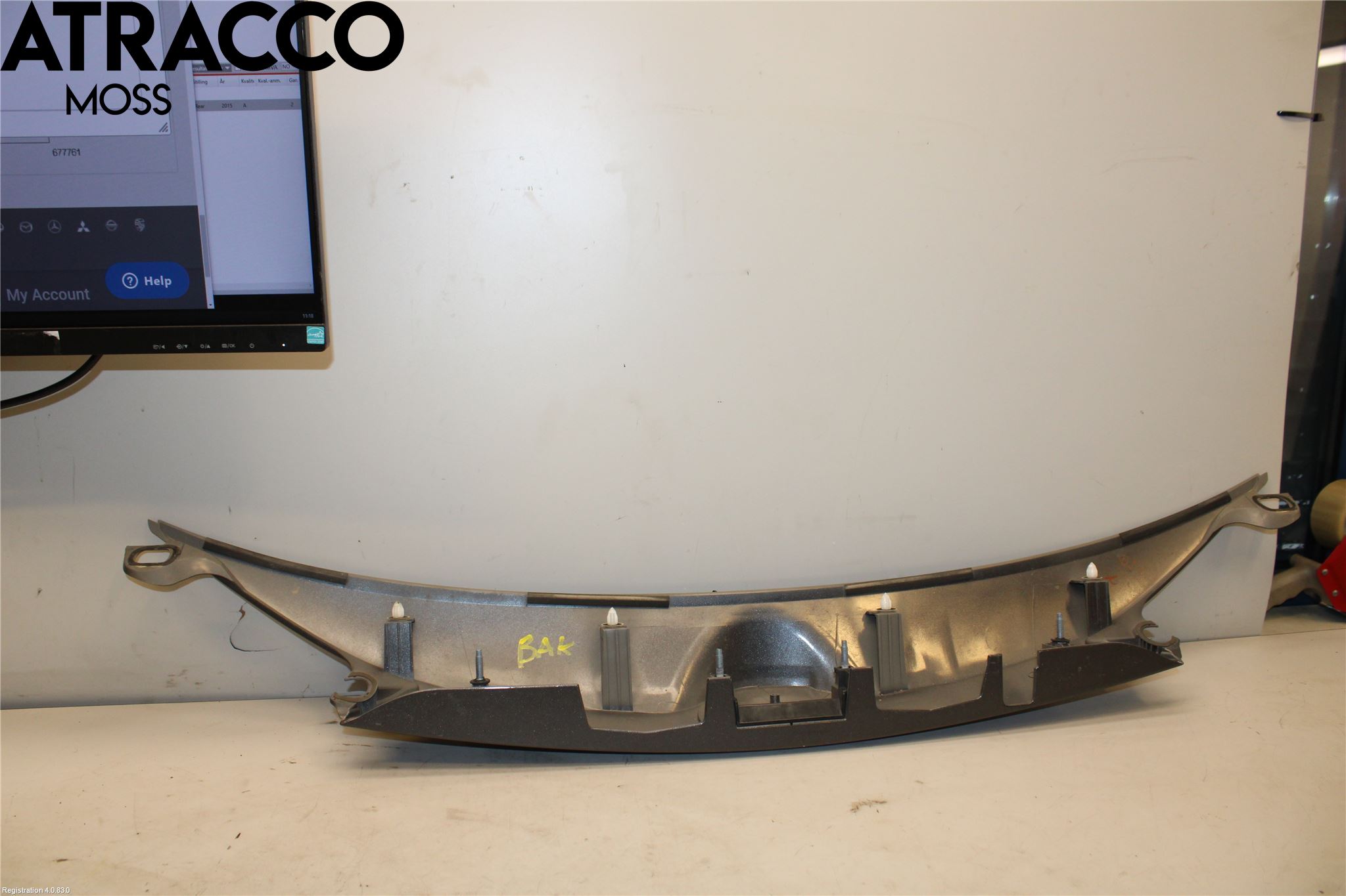 Toyota RAV4 13-18 Refleksplate - Skiltplate