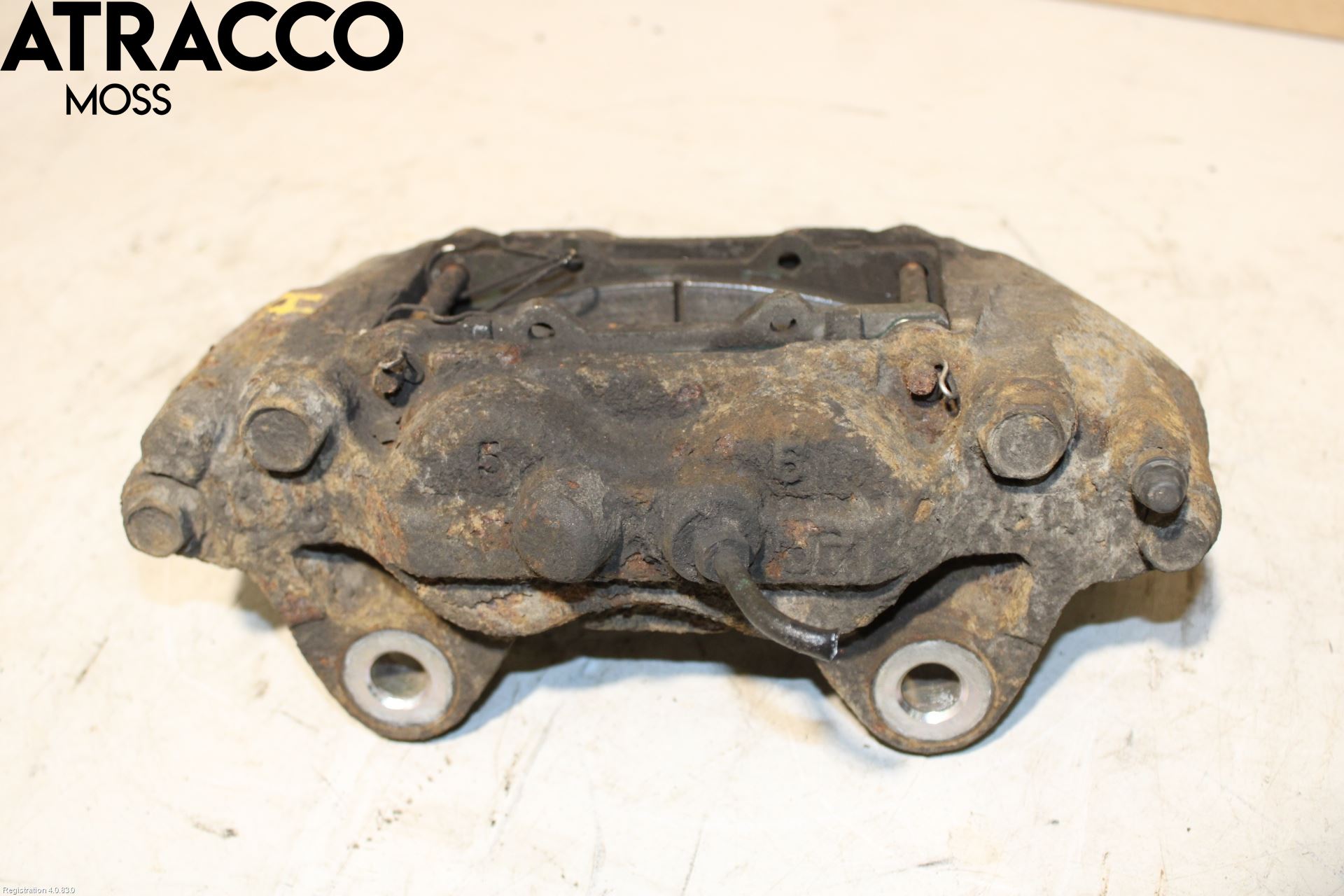 Toyota HILUX 16- Bremsecaliper Foran Høyre