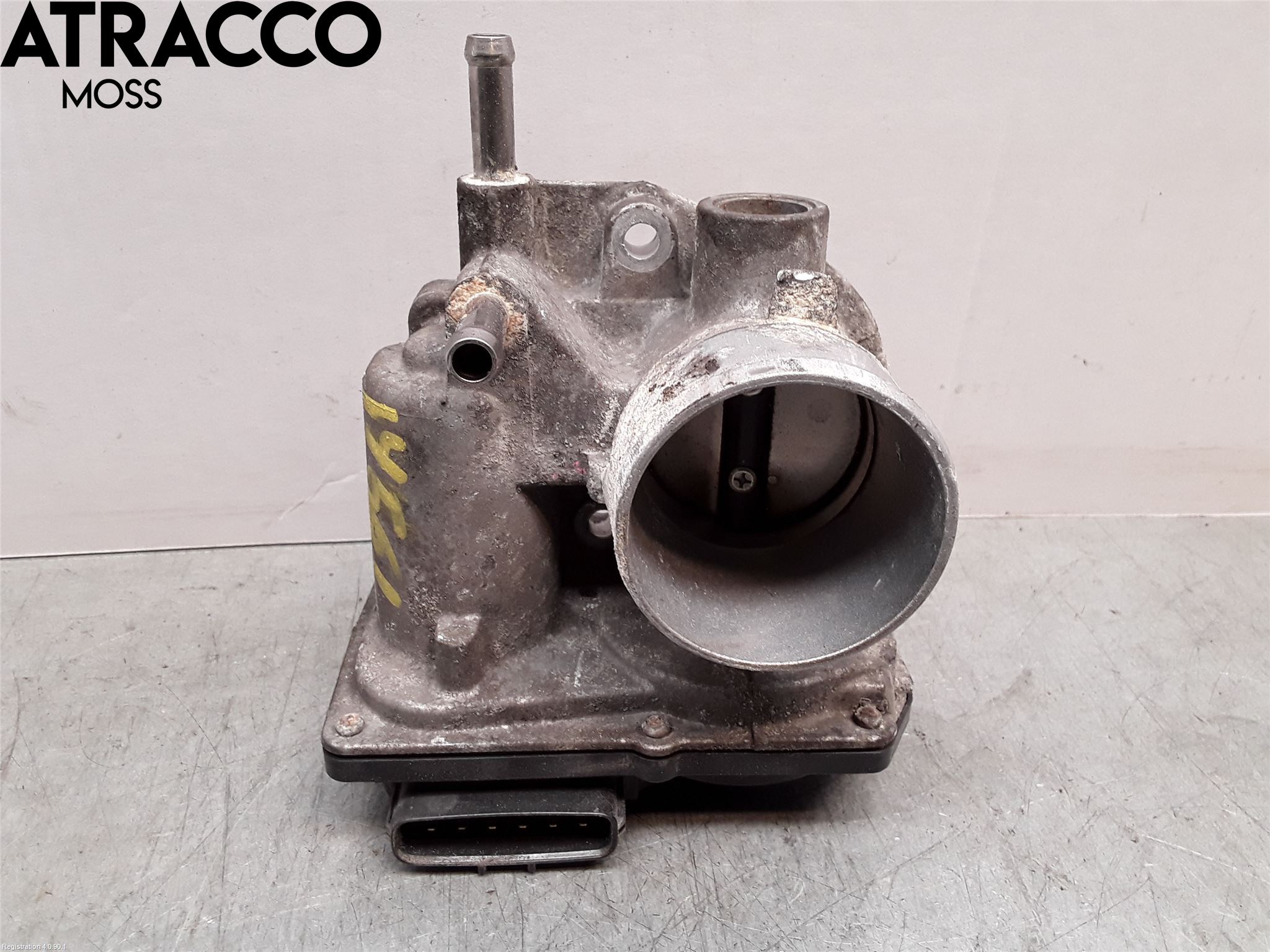 Toyota YARIS XP130 12-14 Inns Spjeldhus