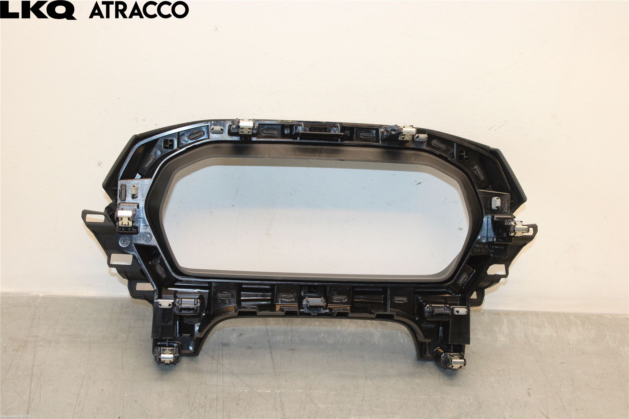 Audi Q4 E-TRON FZ 22- Instrument Ramme