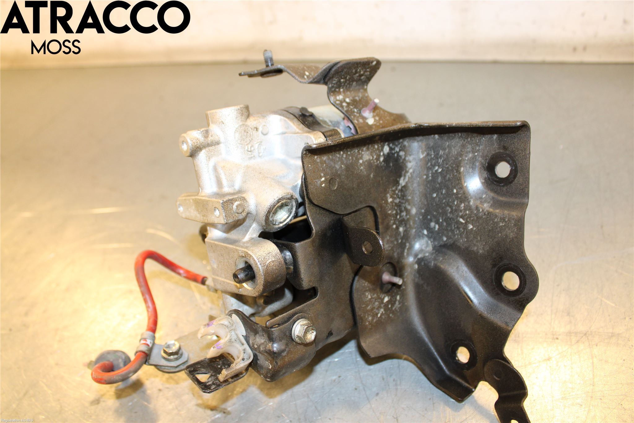 Toyota RAV4 13-18 Abs Hydraulikkpumpe