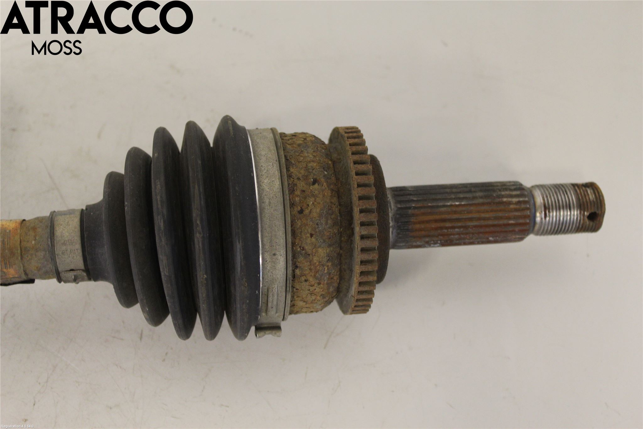 Hyundai i20 PB 09-14 Drivaksel Foran Kompl Høyre