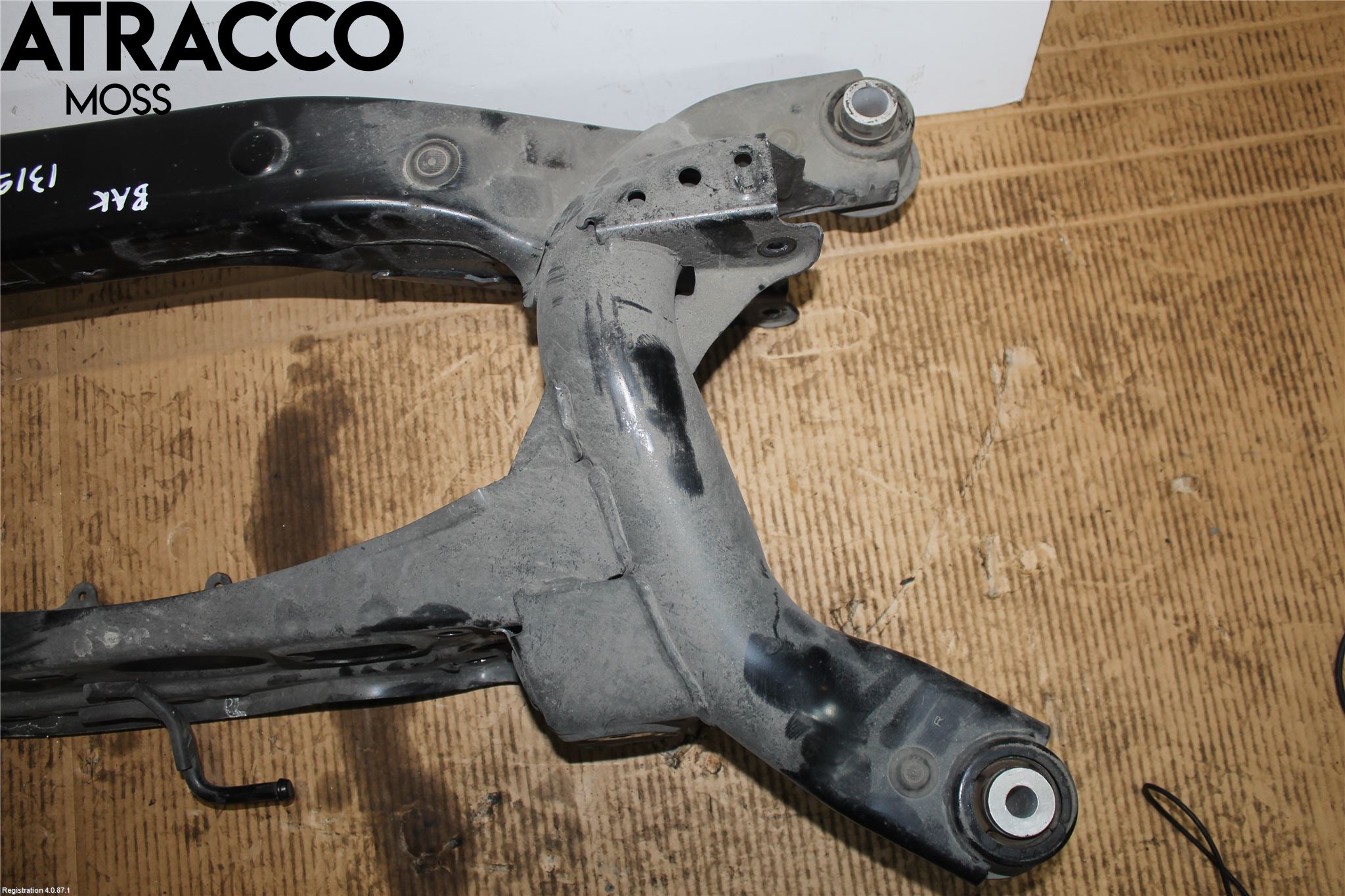 Toyota RAV4 19- Bakaksel Feste Travers-Ramme