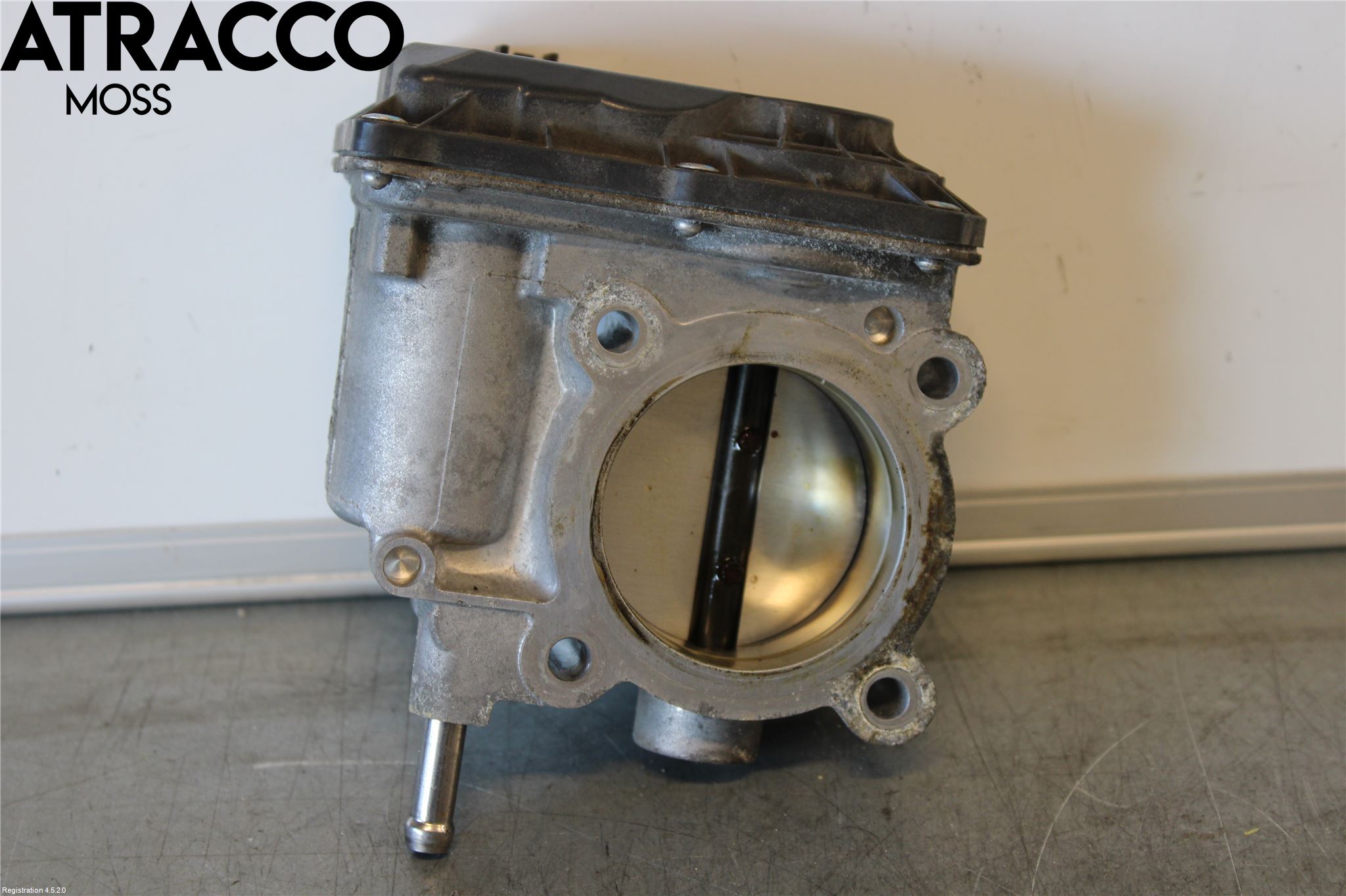 Toyota AURIS 13-19 Inns Spjeldhus