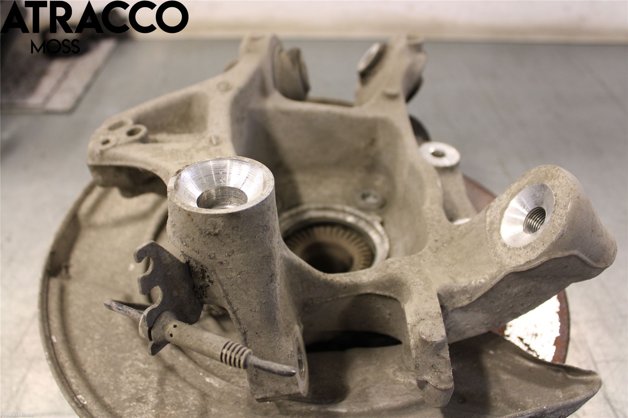 BMW 5 G30/G31/F90 17-23 Spindel Hb