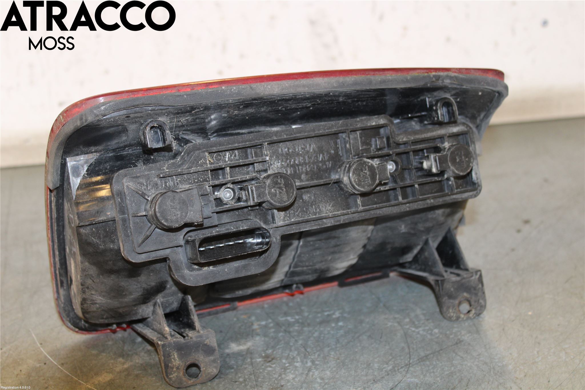 Volkswagen VW CADDY      04-10 Baklykt Høyre