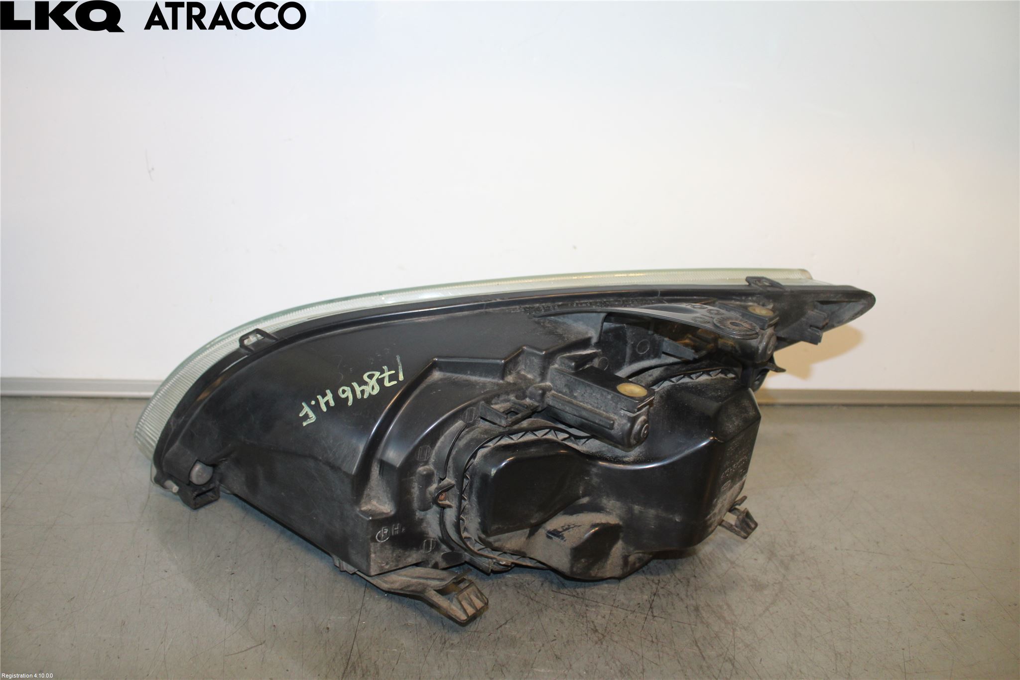 Ford FOCUS     04-07 Frontlykt Høyre