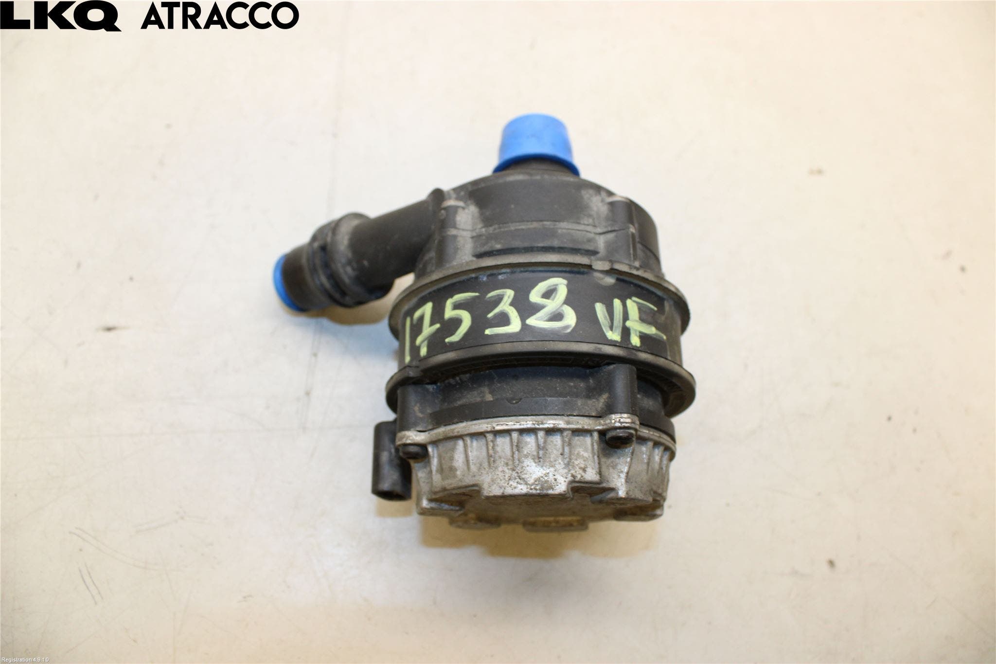 Mercedes-Benz MB C-KLASS (W205) 14-21 Vannpumpe