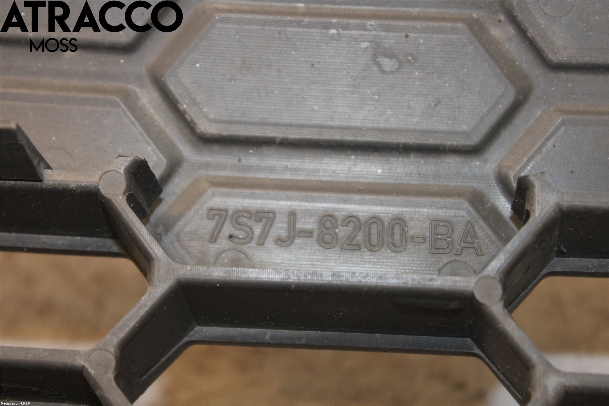 Ford MONDEO 07-15 Grill Komplett