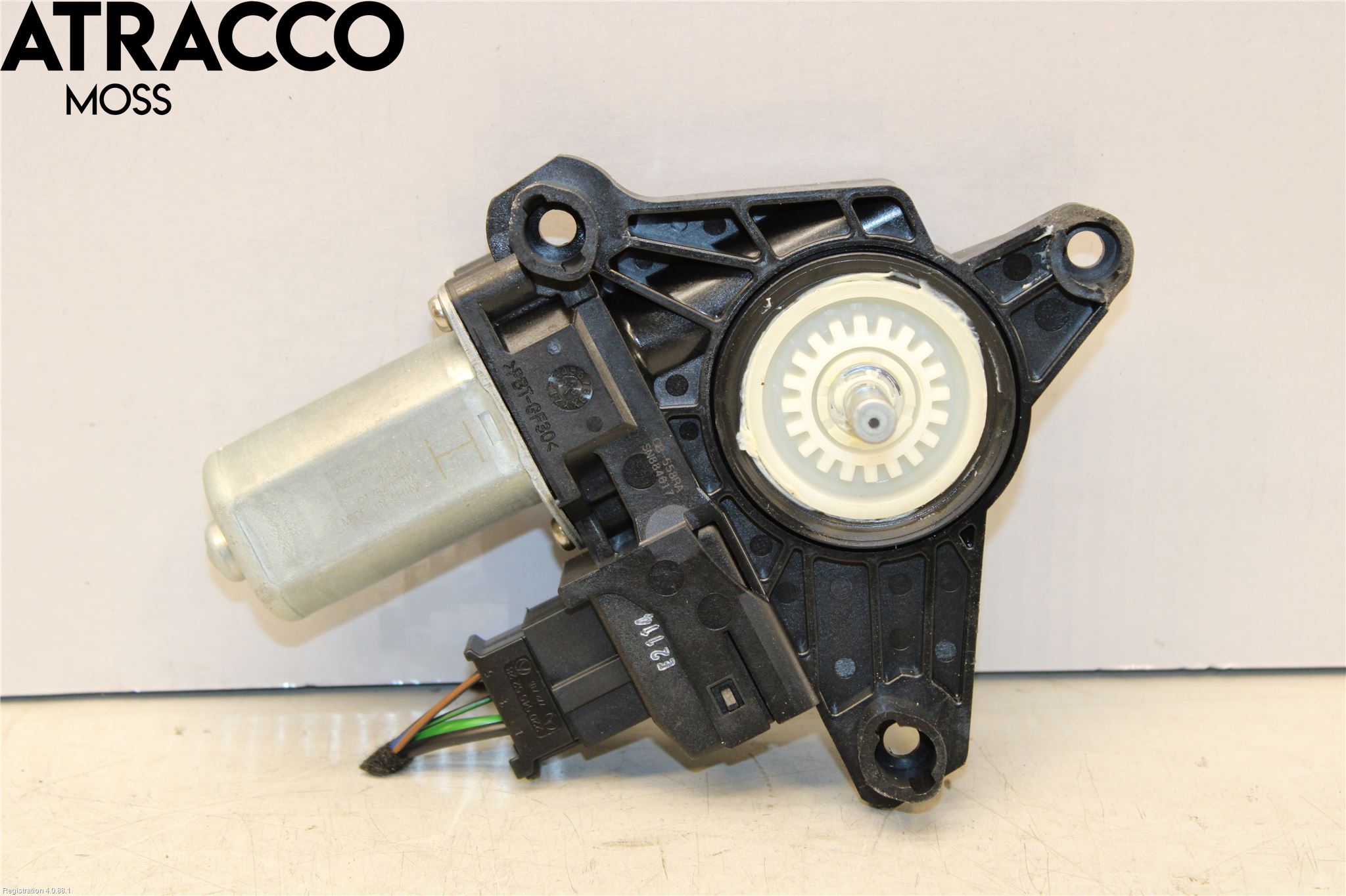 Mercedes-Benz MB C-KLASS (W205) 14-21 Vindusheismotor