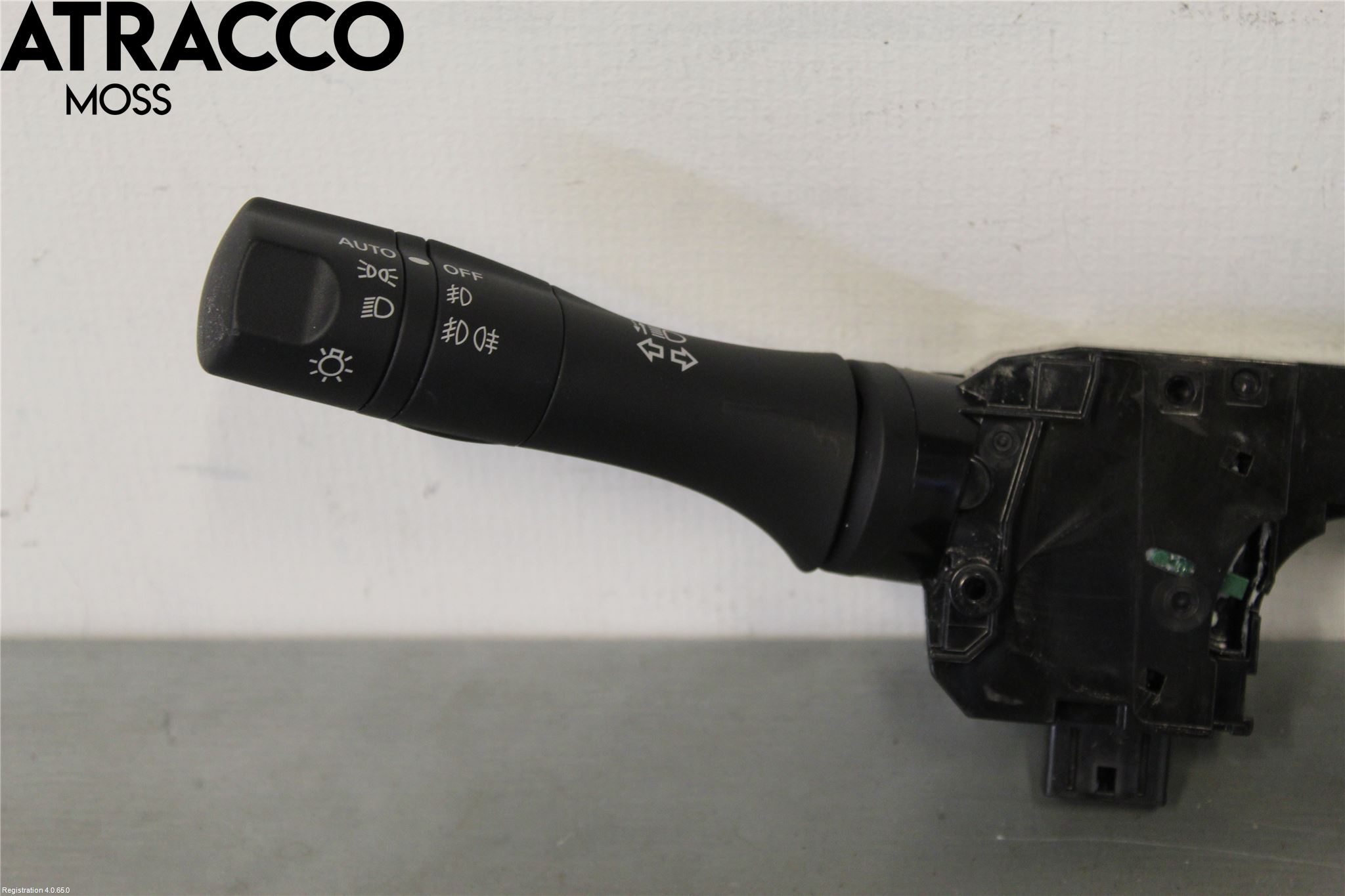 Nissan LEAF 18- Bryter Ratt Kombi H Og V