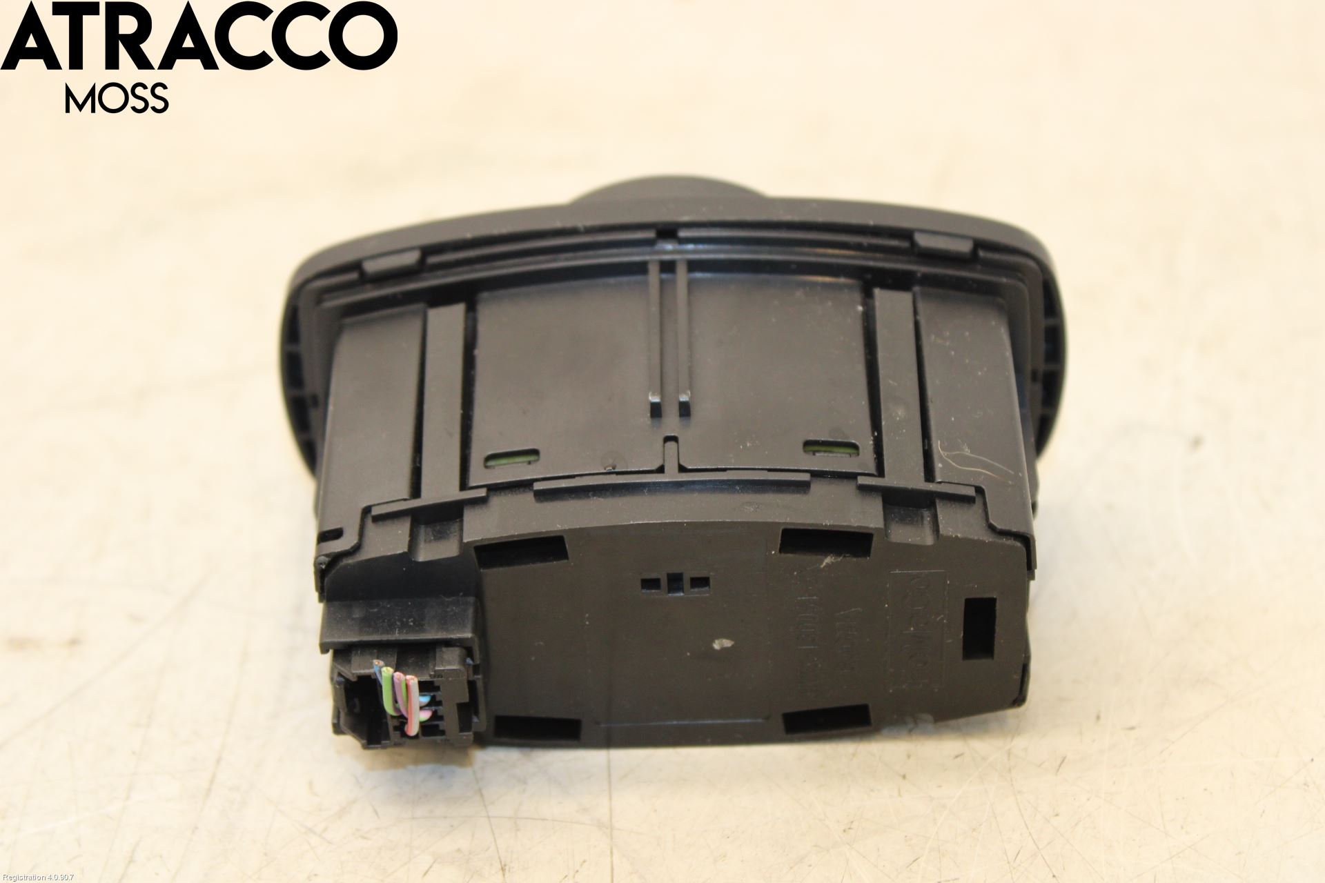 Ford FOCUS 19- Bryter Hovedlys