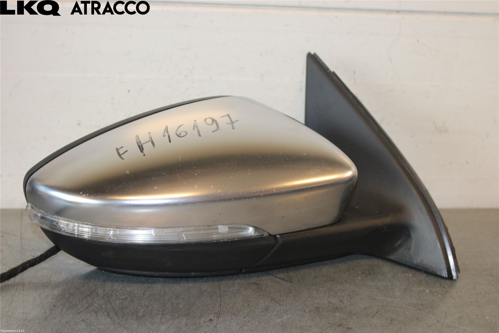 Volkswagen VW PASSAT 11-14 Speil H M-El Justering