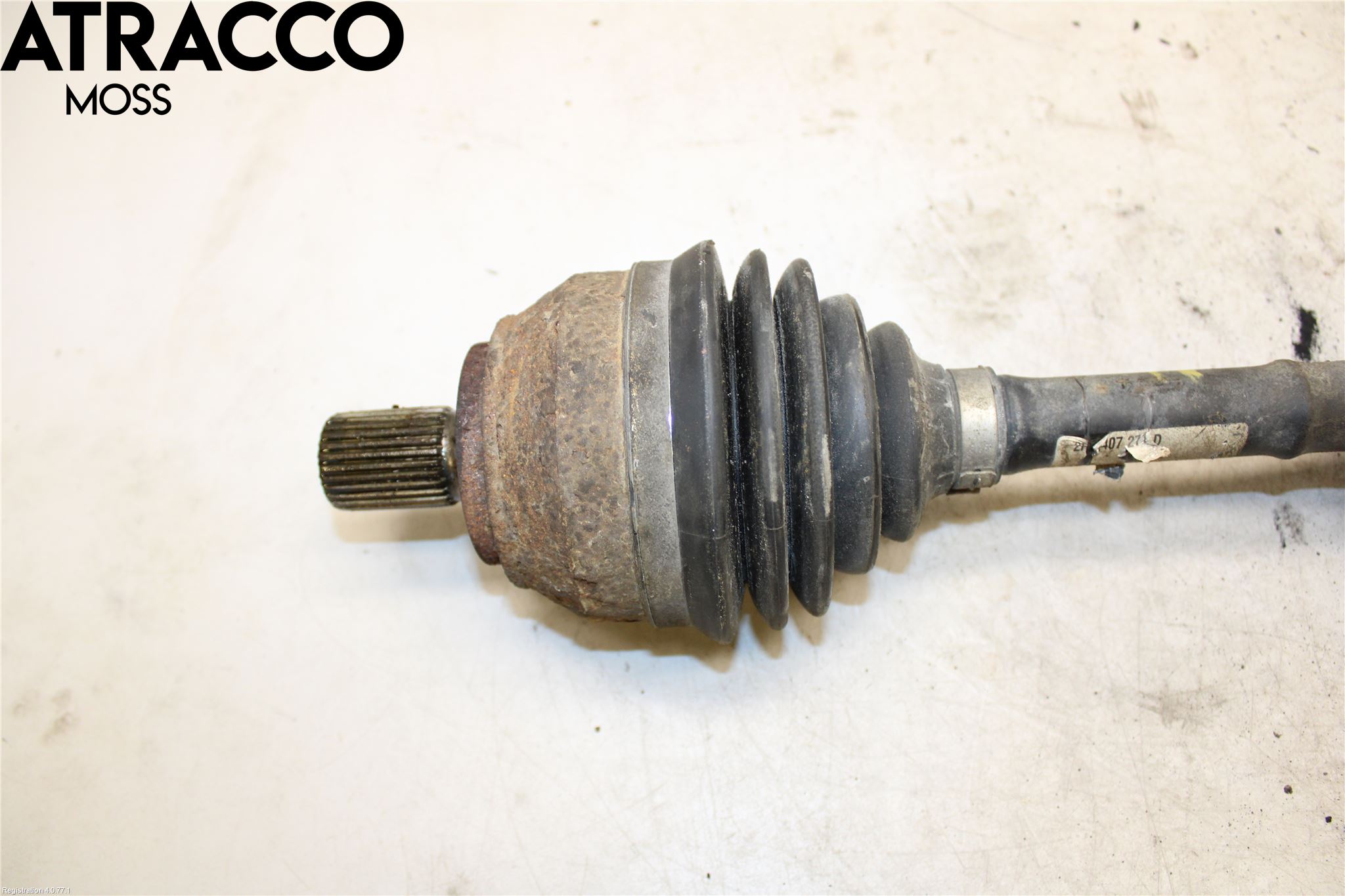 Volkswagen VW AMAROK 2H 10-22 Drivaksel Foran Kompl Høyre