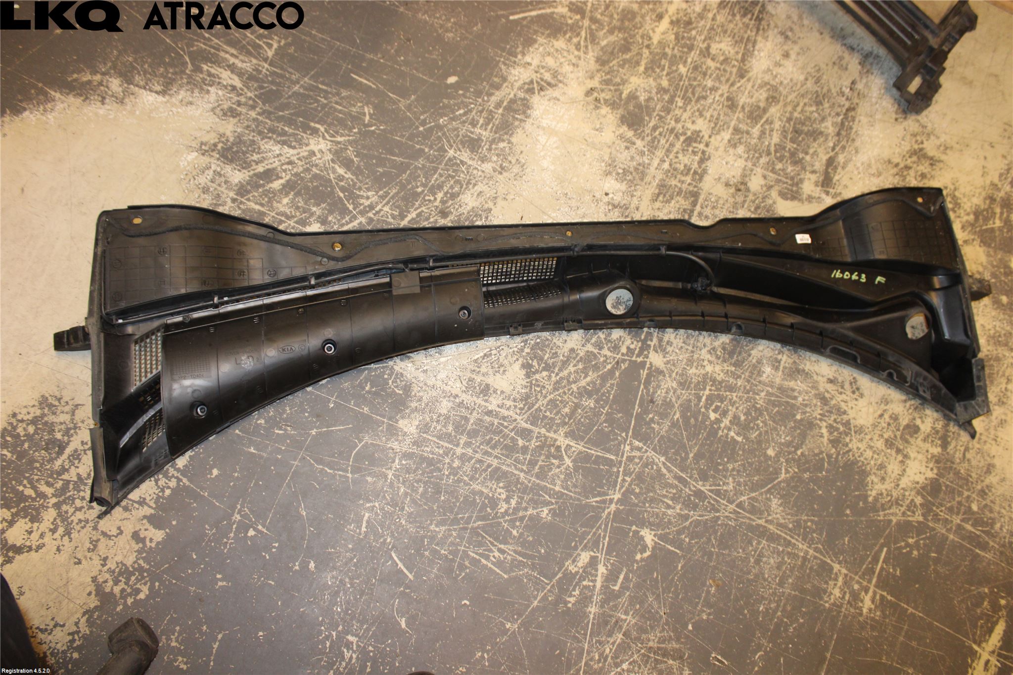 Kia SOUL 09- Visker Deksel-Grill-Under Frr