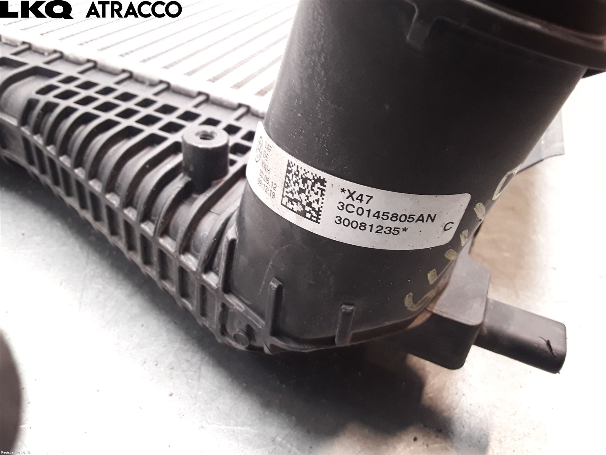 Volkswagen VW PASSAT 11-14 Radiator Automat