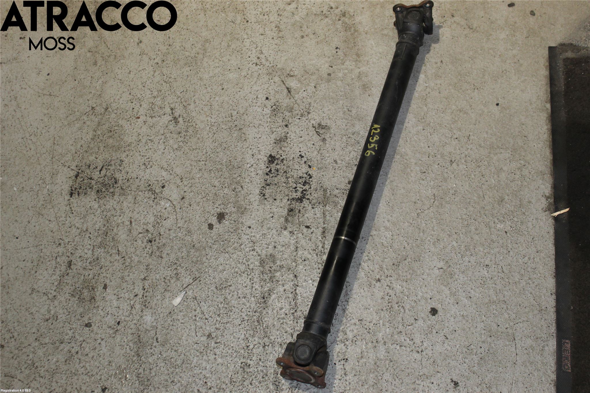 BMW 3 F30/F31/F80 12-19 Mellomaksel Fremre