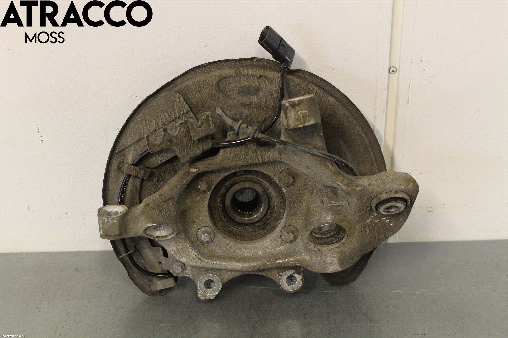 Mercedes-Benz MB C-KLASS (W205) 14-21 Spindel Vb