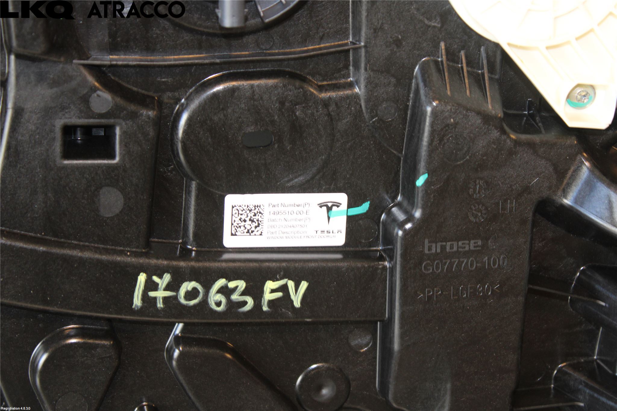 Tesla MODEL Y 21- Vindusheis El Komp