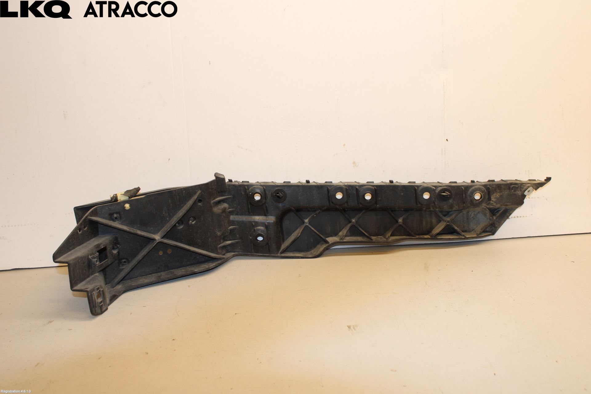 Landrover RANGE ROVER SPORT (L320) 10-13 Støtfangerfeste Bak Venstre