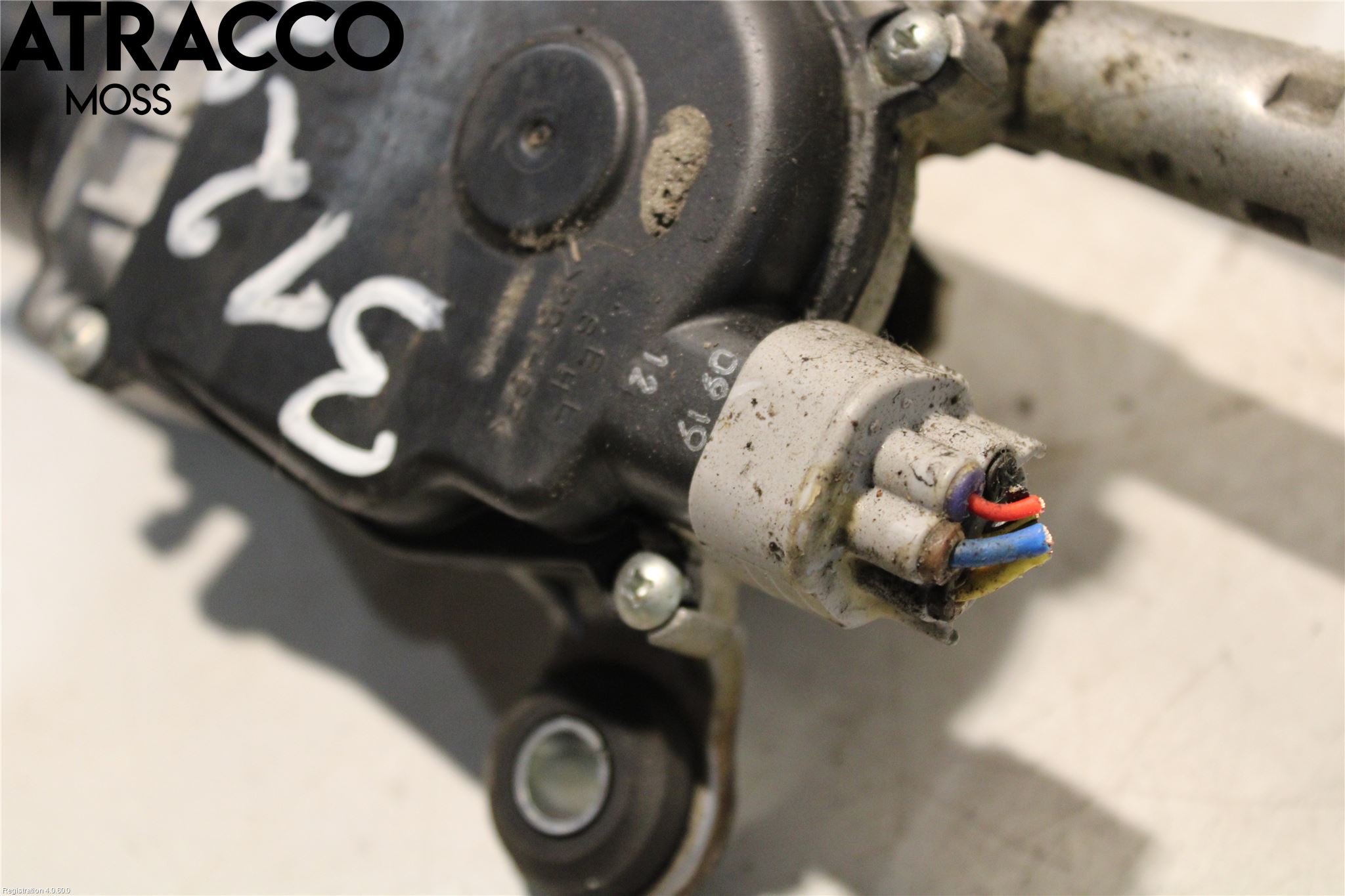 Nissan LEAF 11-17 Viskermotor Frontrute