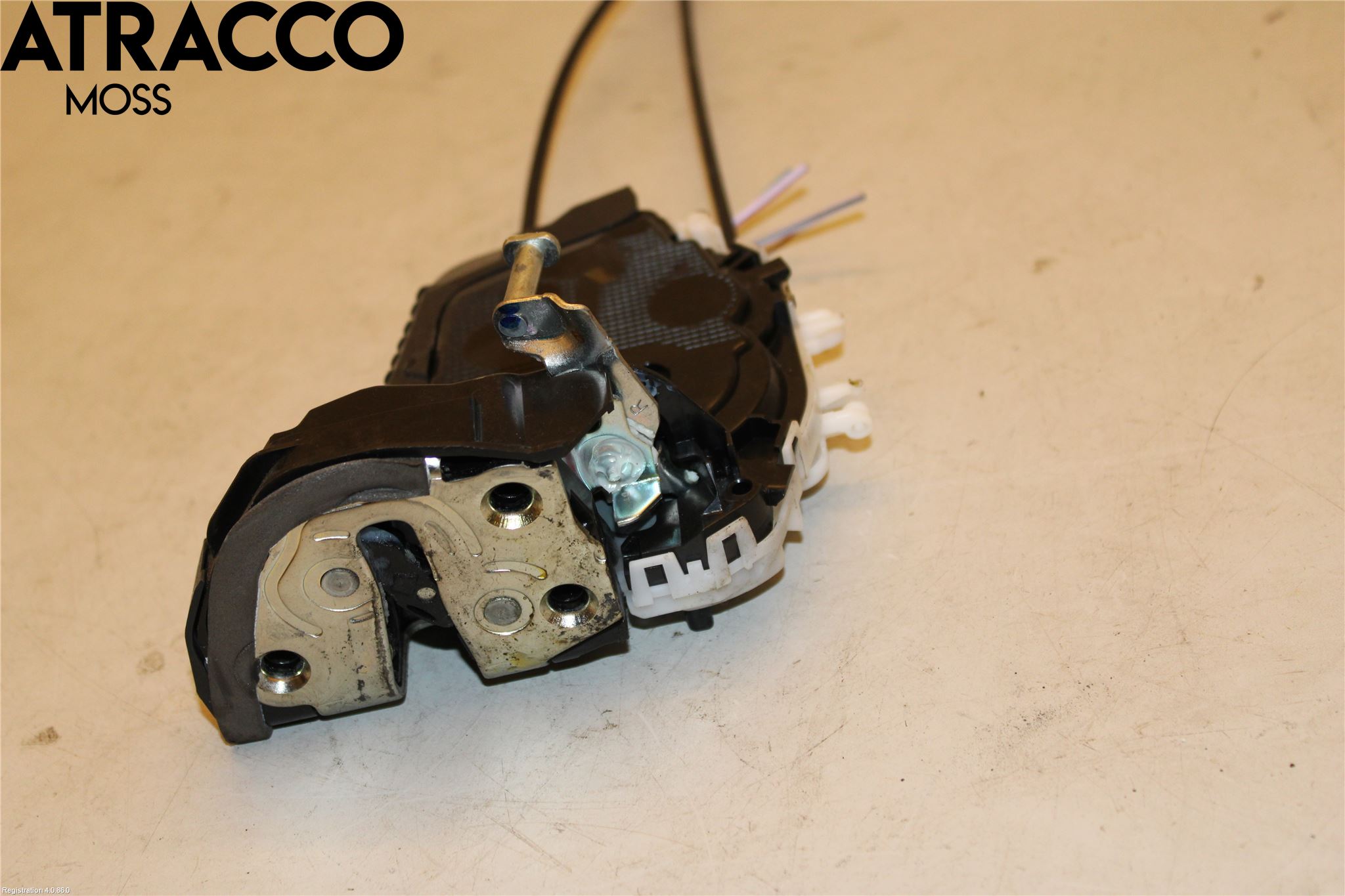 Toyota YARIS XP130 15-20 Dørlås - Låsekasse