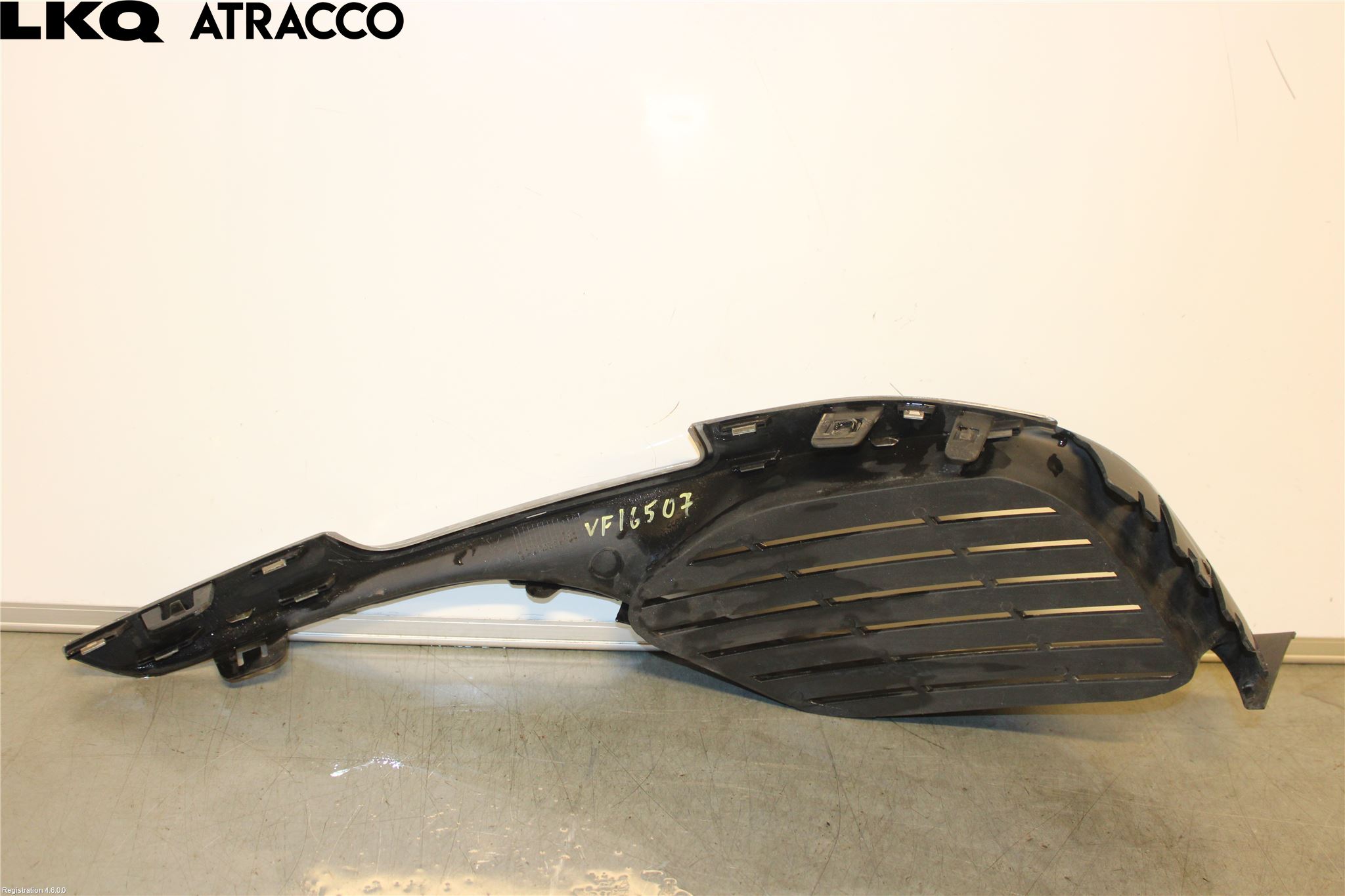 Peugeot 308 14-21 Grilldel Venstre