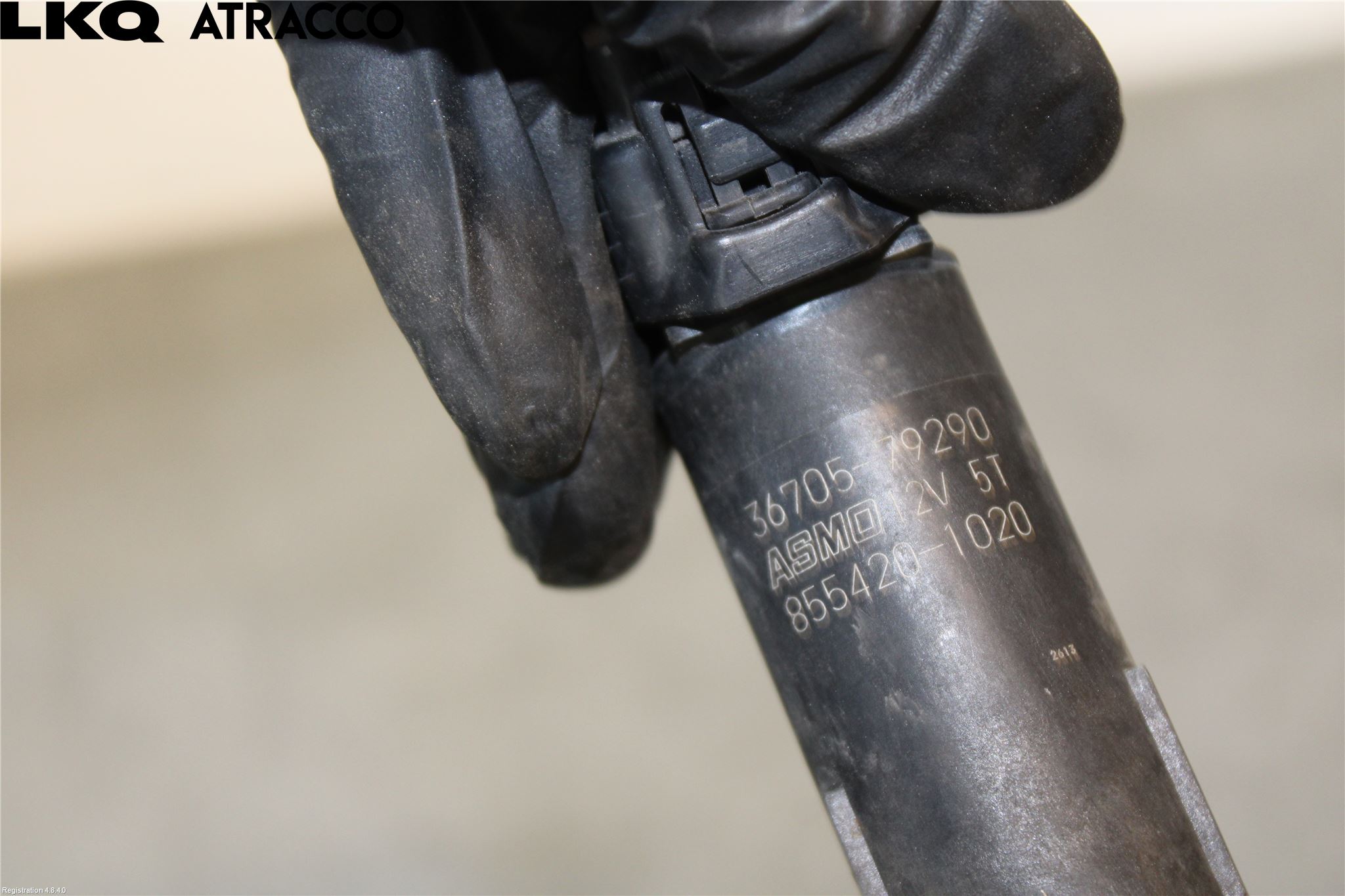 Toyota RAV4 13-18 Spylerpumpe Frontrute