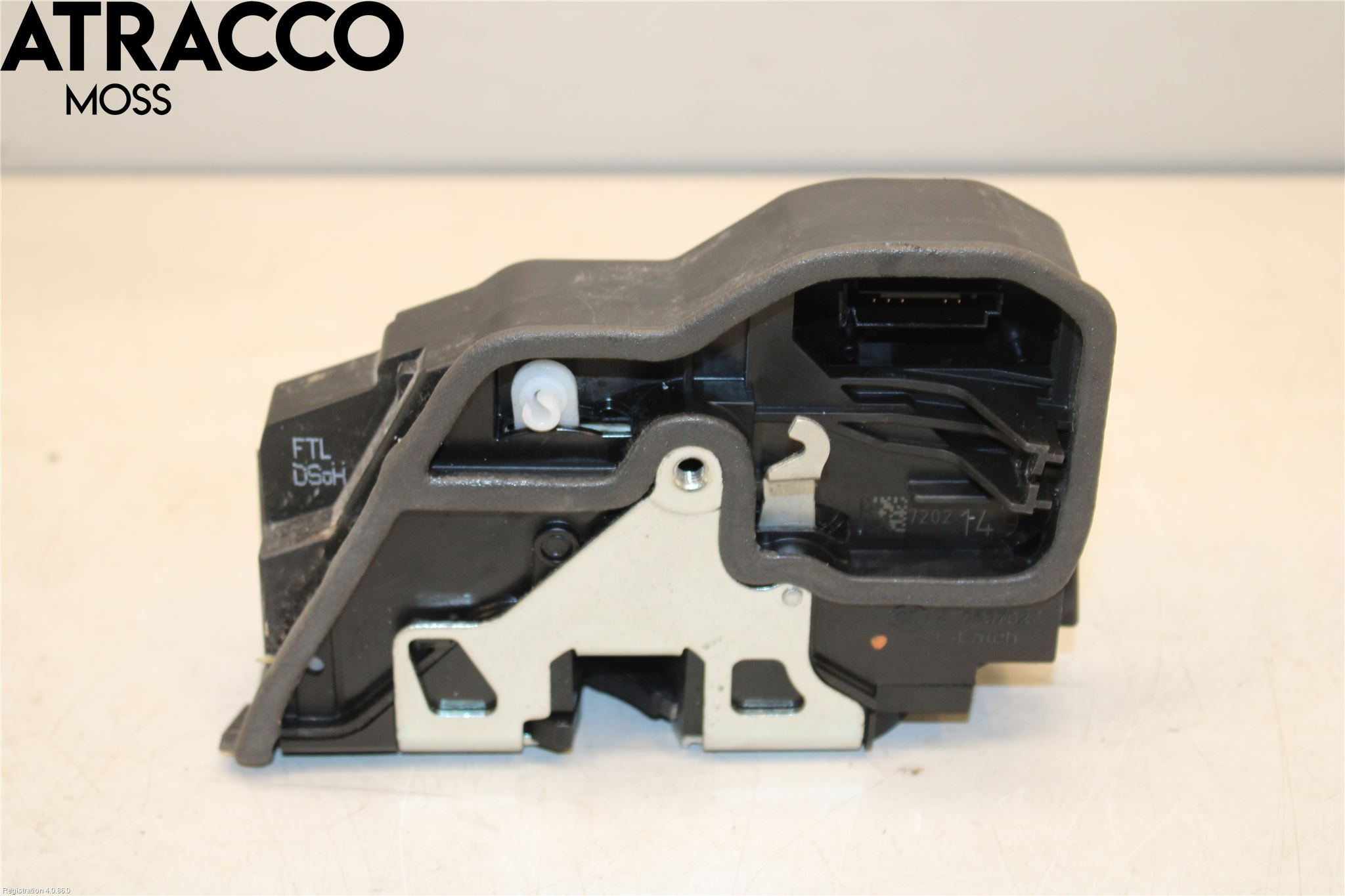 BMW 5 F10/F11/F18 09-17 Dørlås - Låsekasse
