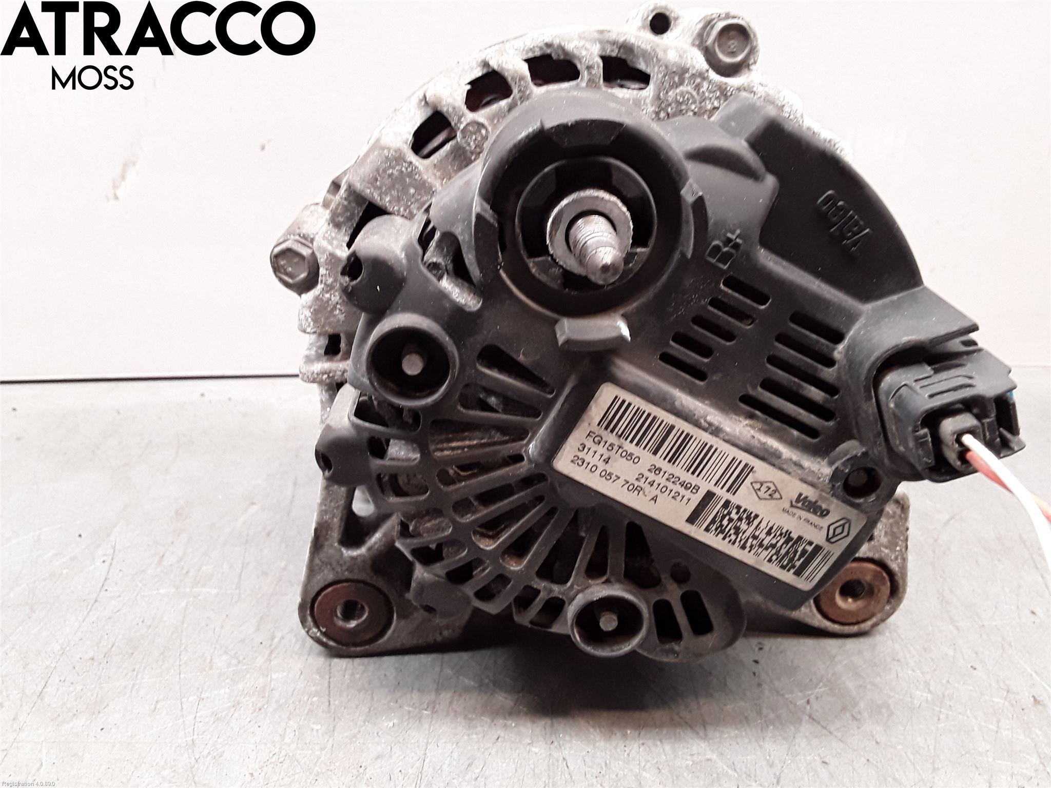 Dacia DUSTER 10-17 Dynamo