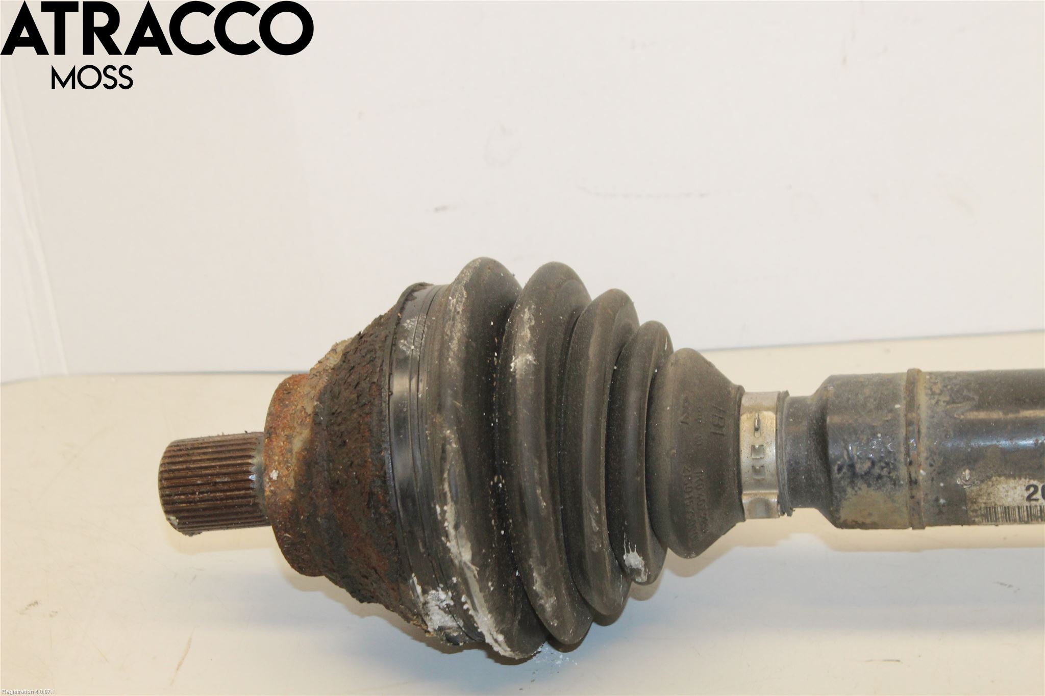 Skoda YETI Drivaksel Foran Kompl Høyre