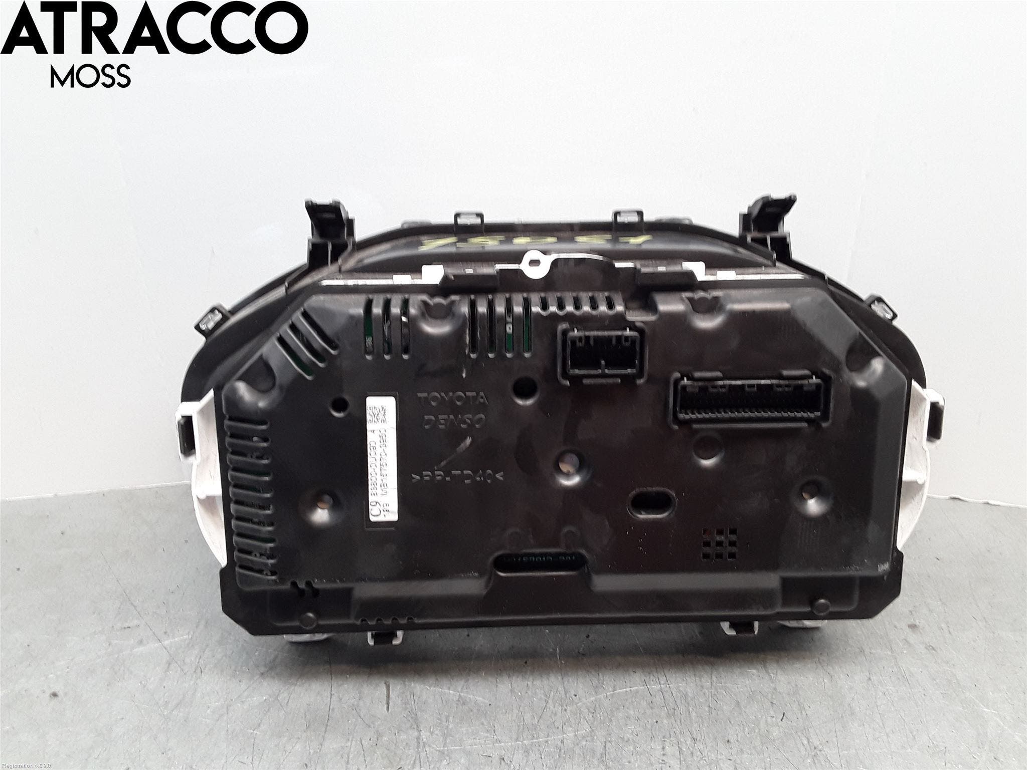 Toyota YARIS XP130 15-20 Instr Kombinert