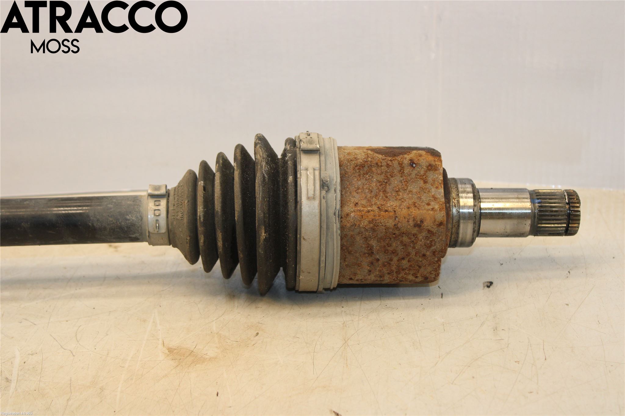 Volkswagen VW UP! / E-UP! Drivaksel Foran Kompl Høyre