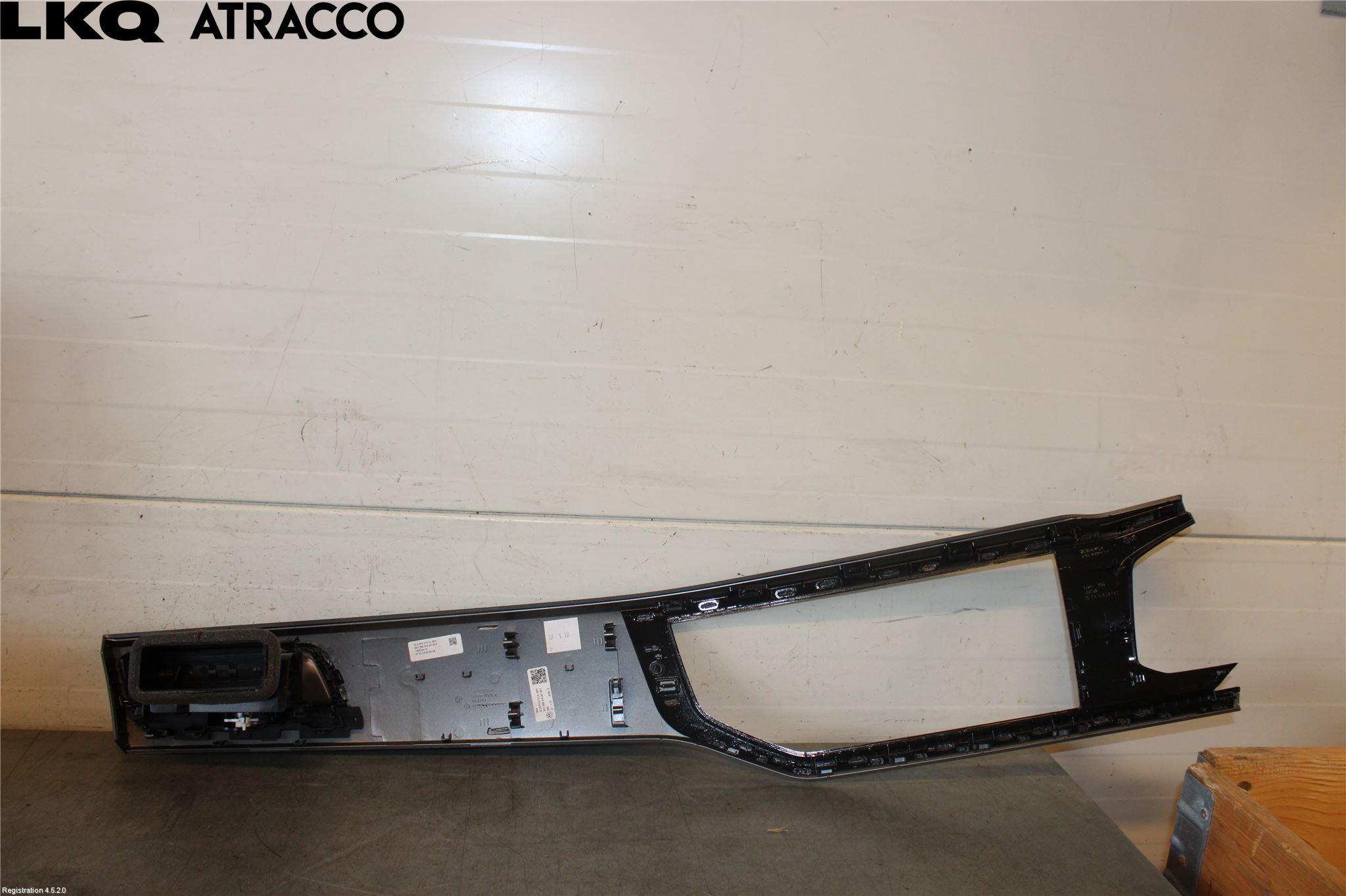 Volkswagen VW POLO VI 18->> Dashbord Kanal - Dyse