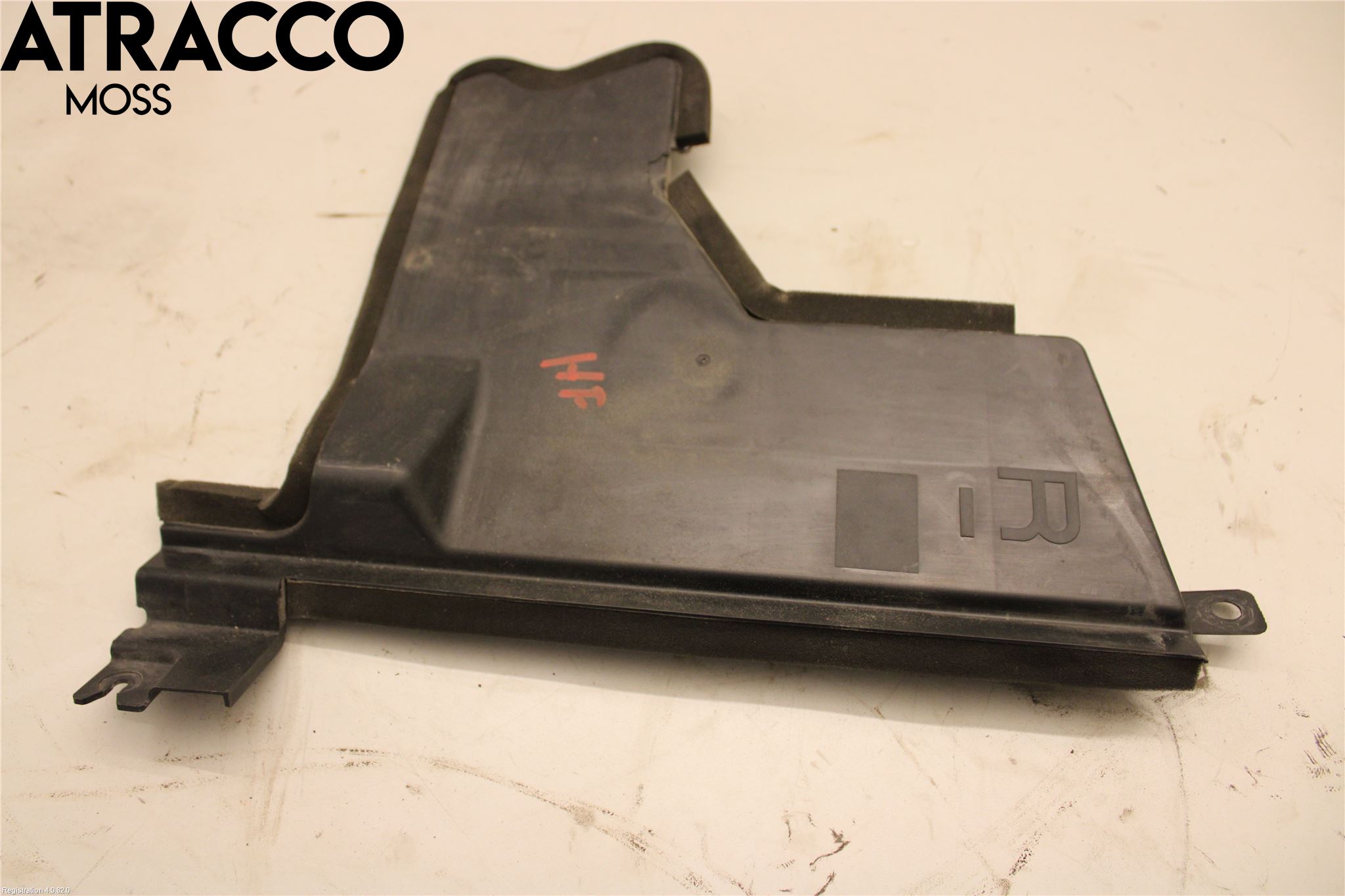 Nissan LEAF 11-17 Radiator Feste - Ramme - Bjelk