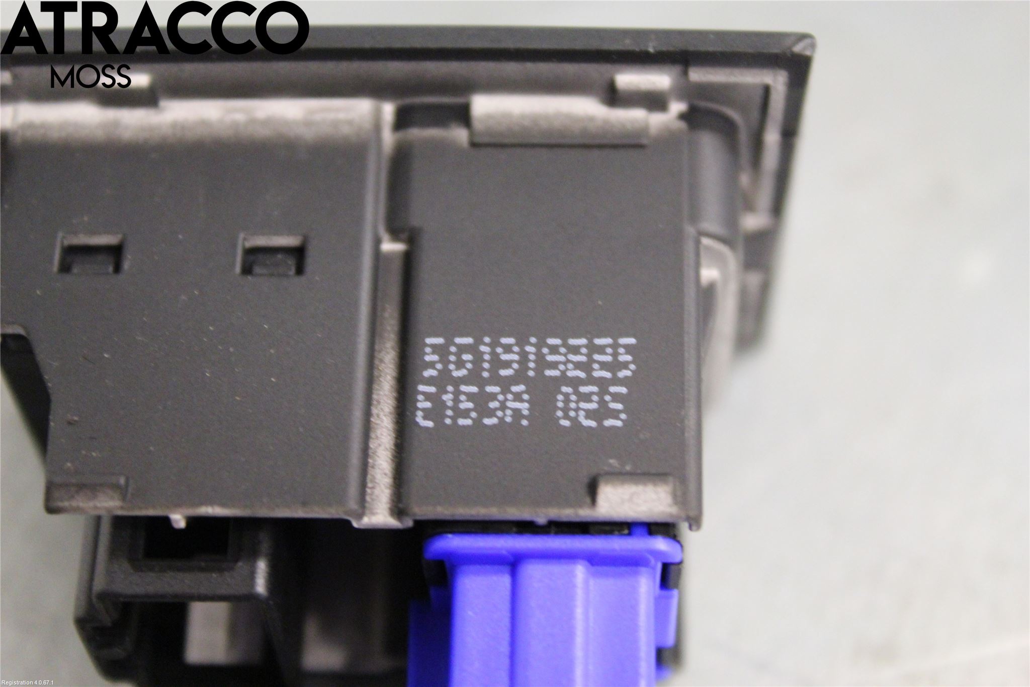 Volkswagen VW GOLF / E-GOLF VII 13-20 Bryter Varsel (Nødblink)