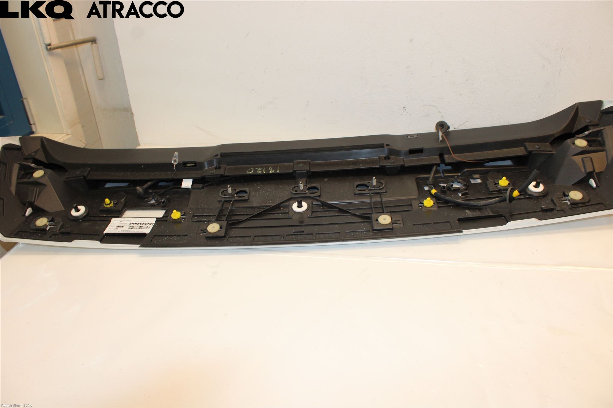 Volvo XC40/RECHARGE 18- Spoiler Bakluke