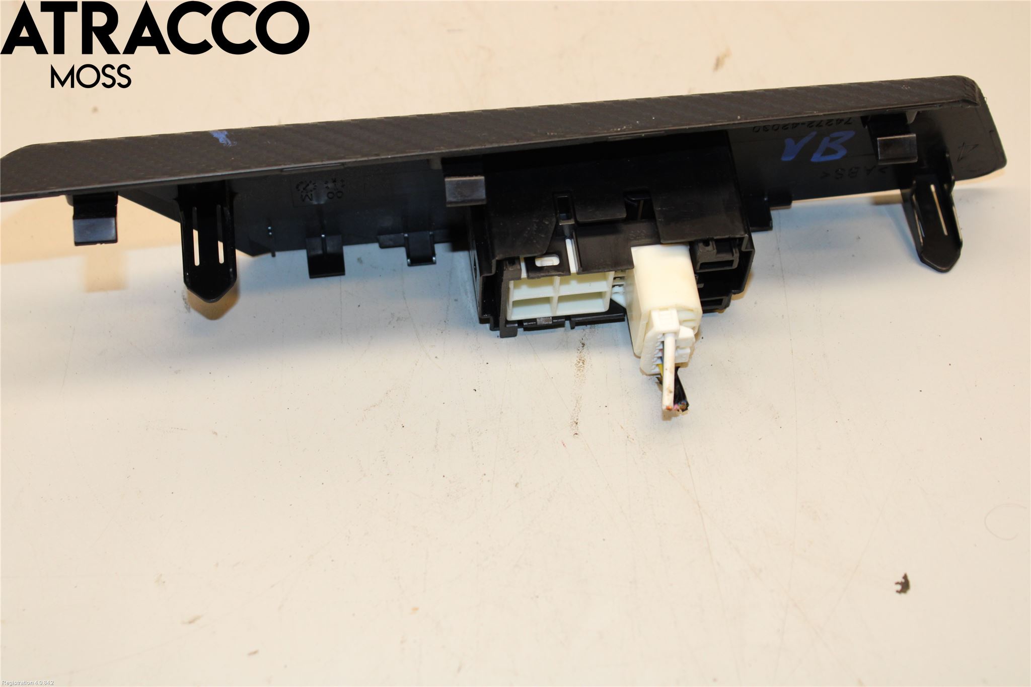 Toyota RAV4 13-18 Bryter Vindusheis