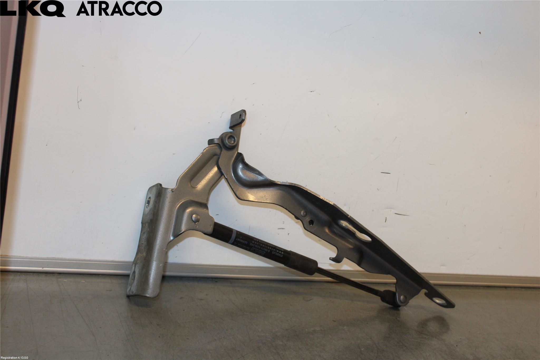 Volvo V60 CROSS COUNTRY 16-18 Panser Hengsel - Hengsler
