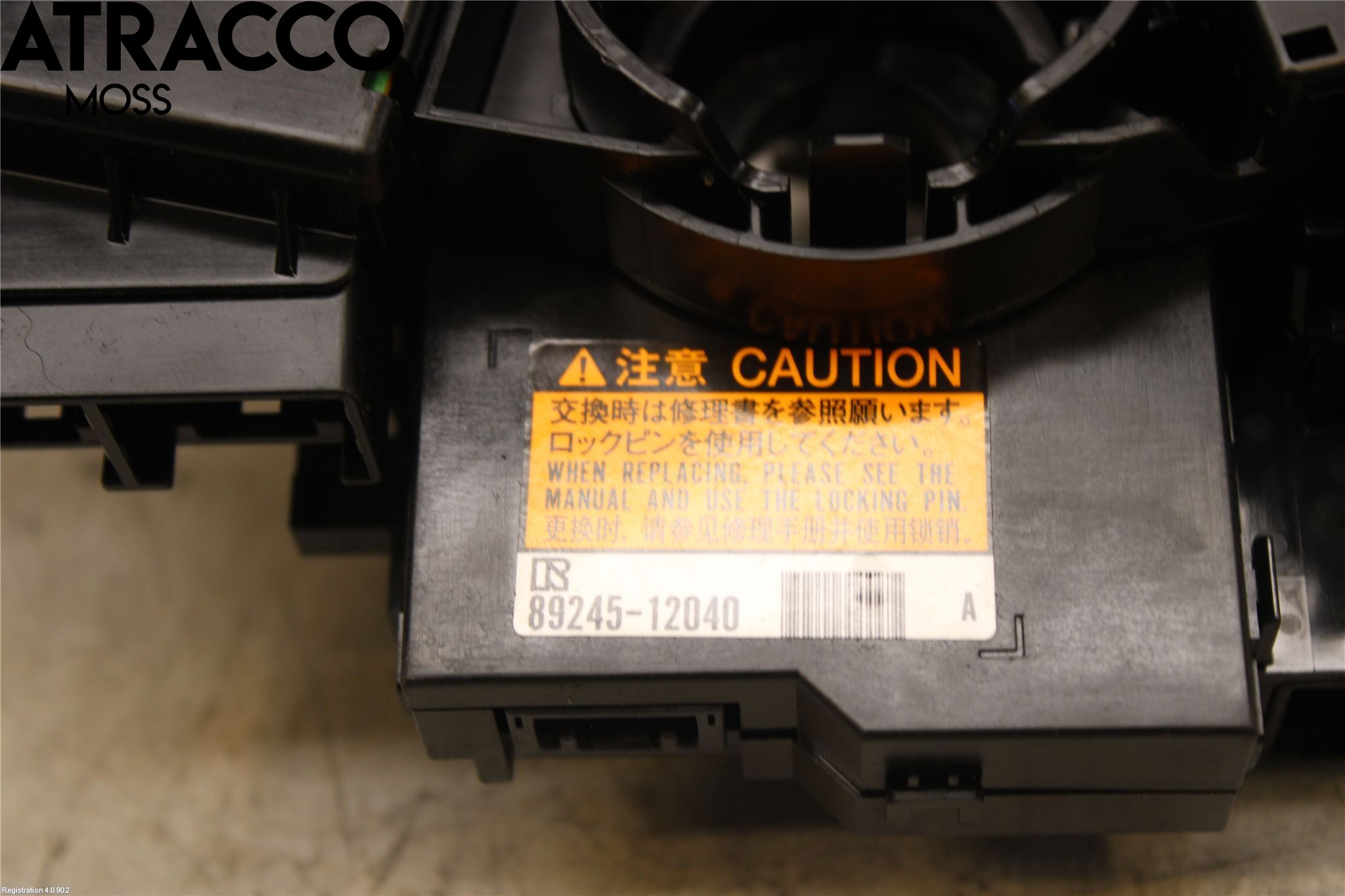 Toyota RAV4 13-18 Bryter Ratt Kombi H Og V