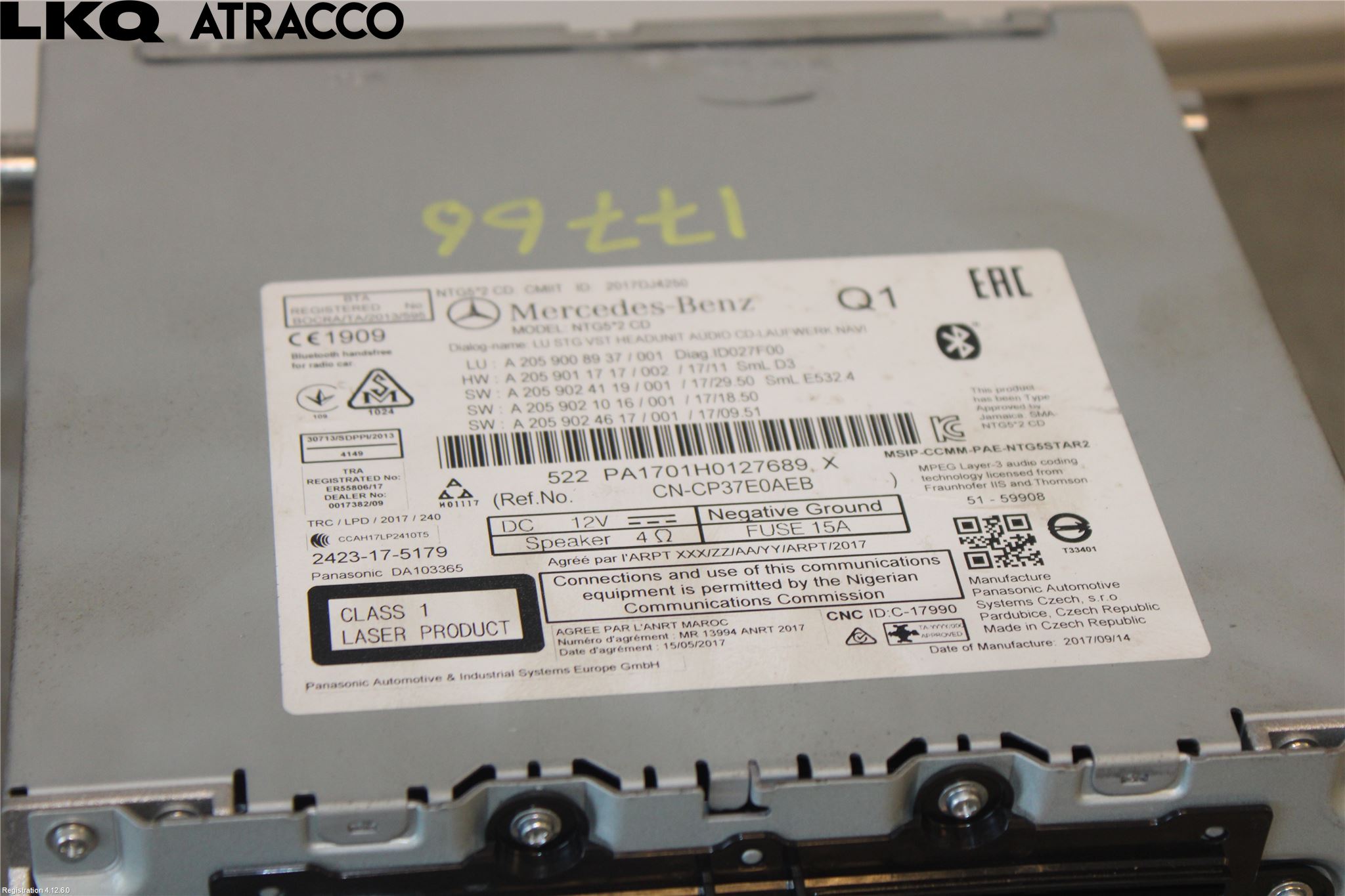 Mercedes-Benz MB C-KLASS (W205) 14-21 Stereo Radio Med Cd